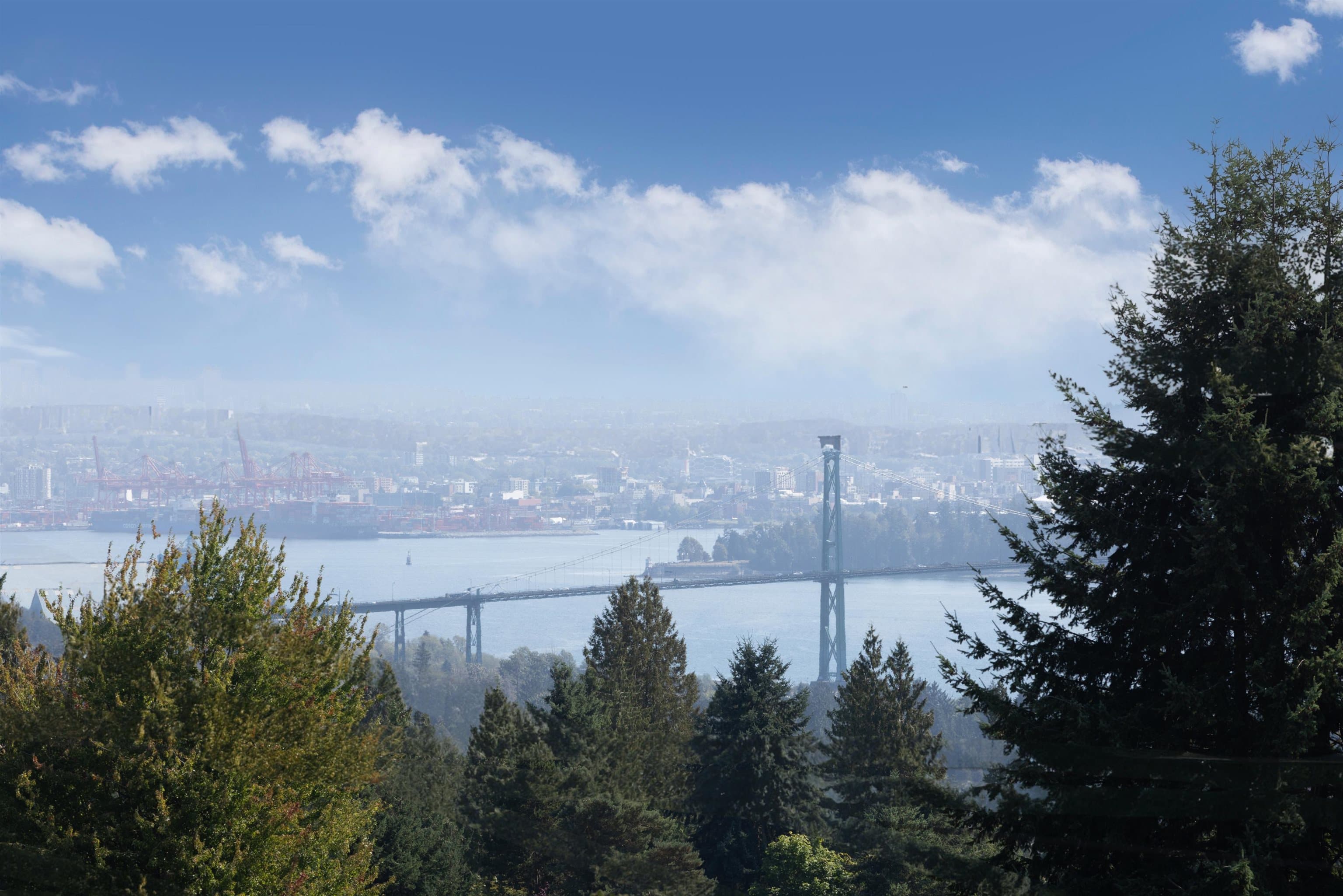 1895 Rosebery Avenue, West Vancouver, V7V 2Z5 — photo 2
