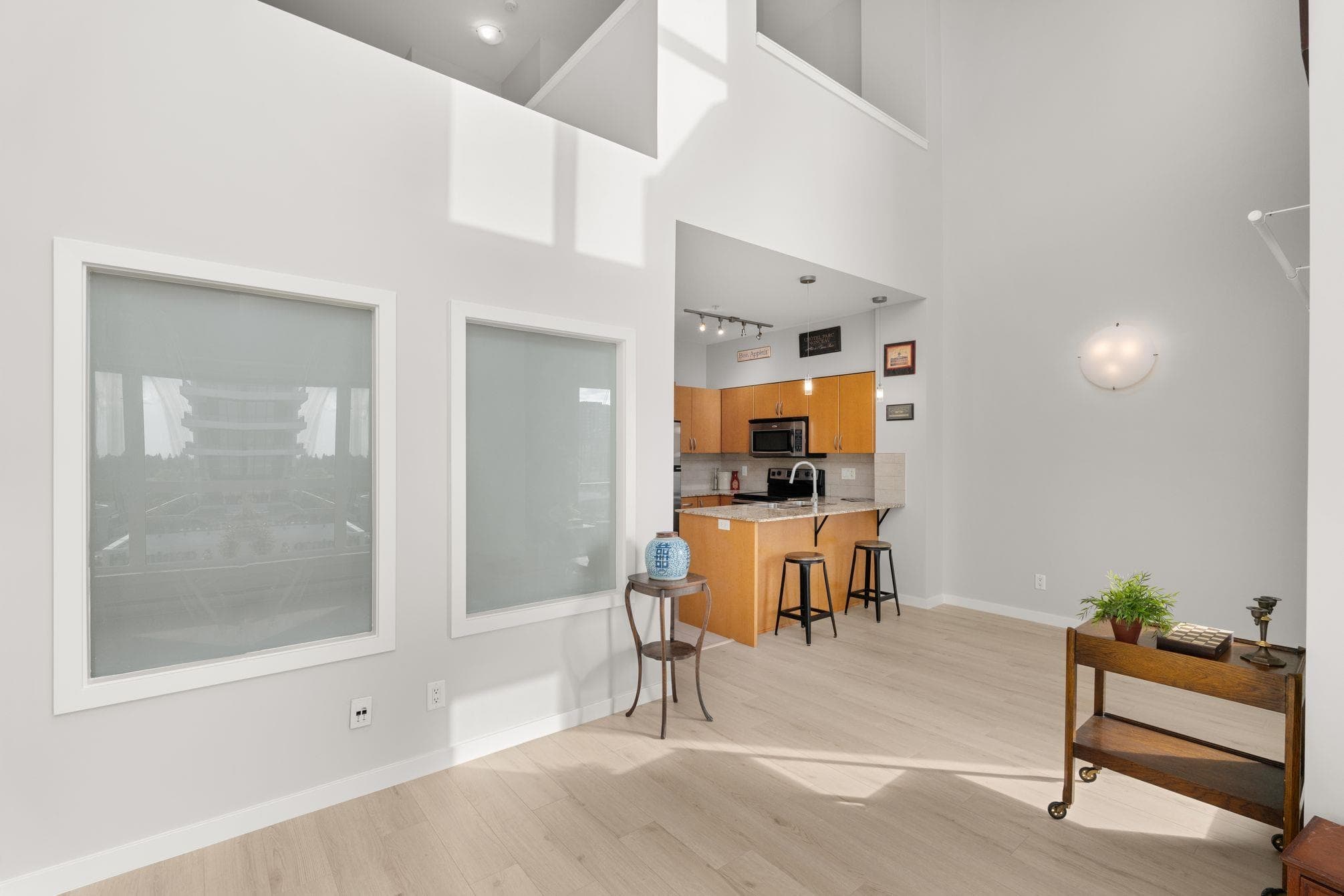 403 - 13733 107a Avenue, Surrey, V3T 0B7 — photo 1