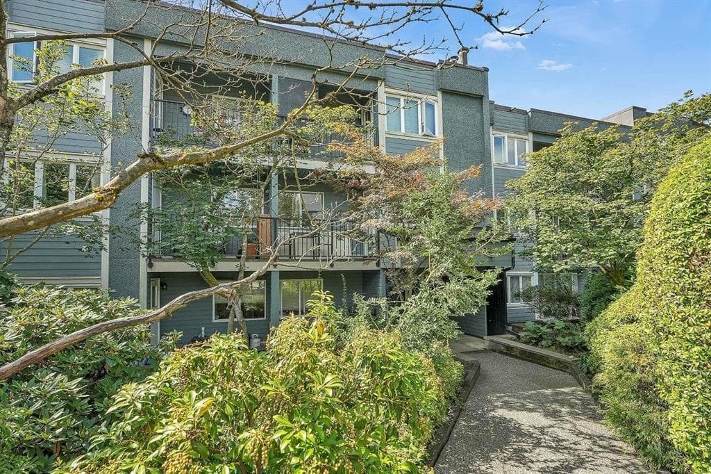 213 - 1122 King Albert Avenue, Coquitlam, V3J 1X7 — photo 1