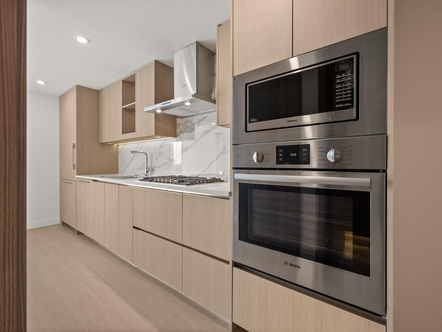 2907 - 13778 100 Avenue, Surrey, V3T 0V3 — photo 3