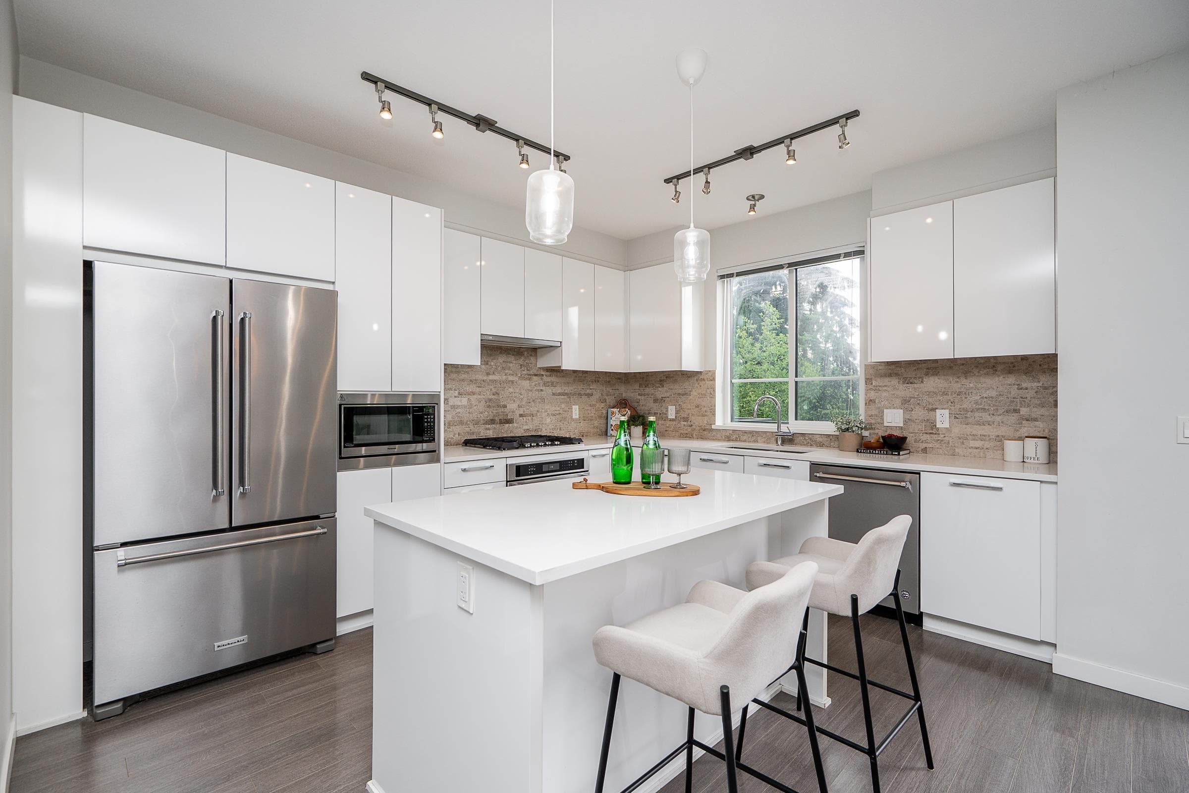 140 - 3500 Burke Village Promenade, Coquitlam, V3E 0N2 — photo 4