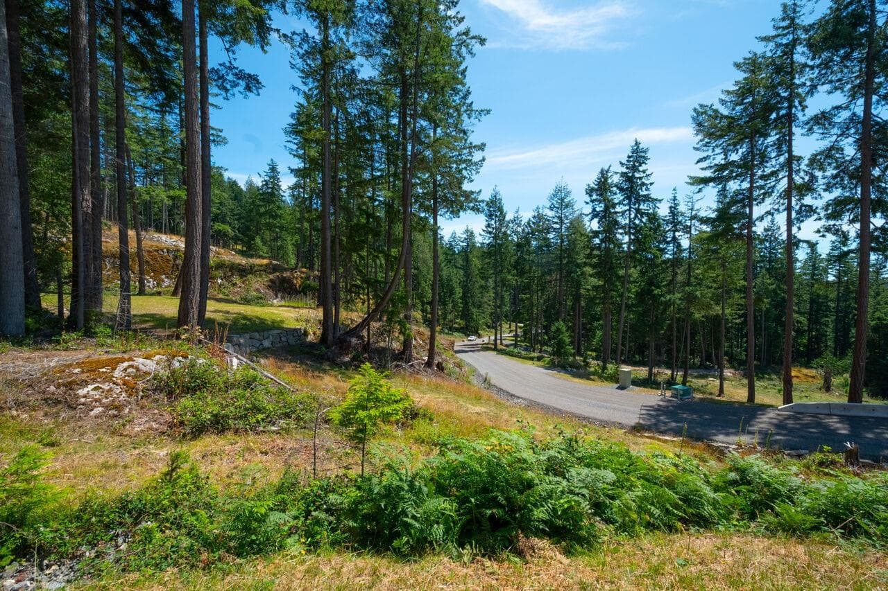 Lot 6 Innisfree Lane, Bowen Island, V0N 1G2 — photo 4
