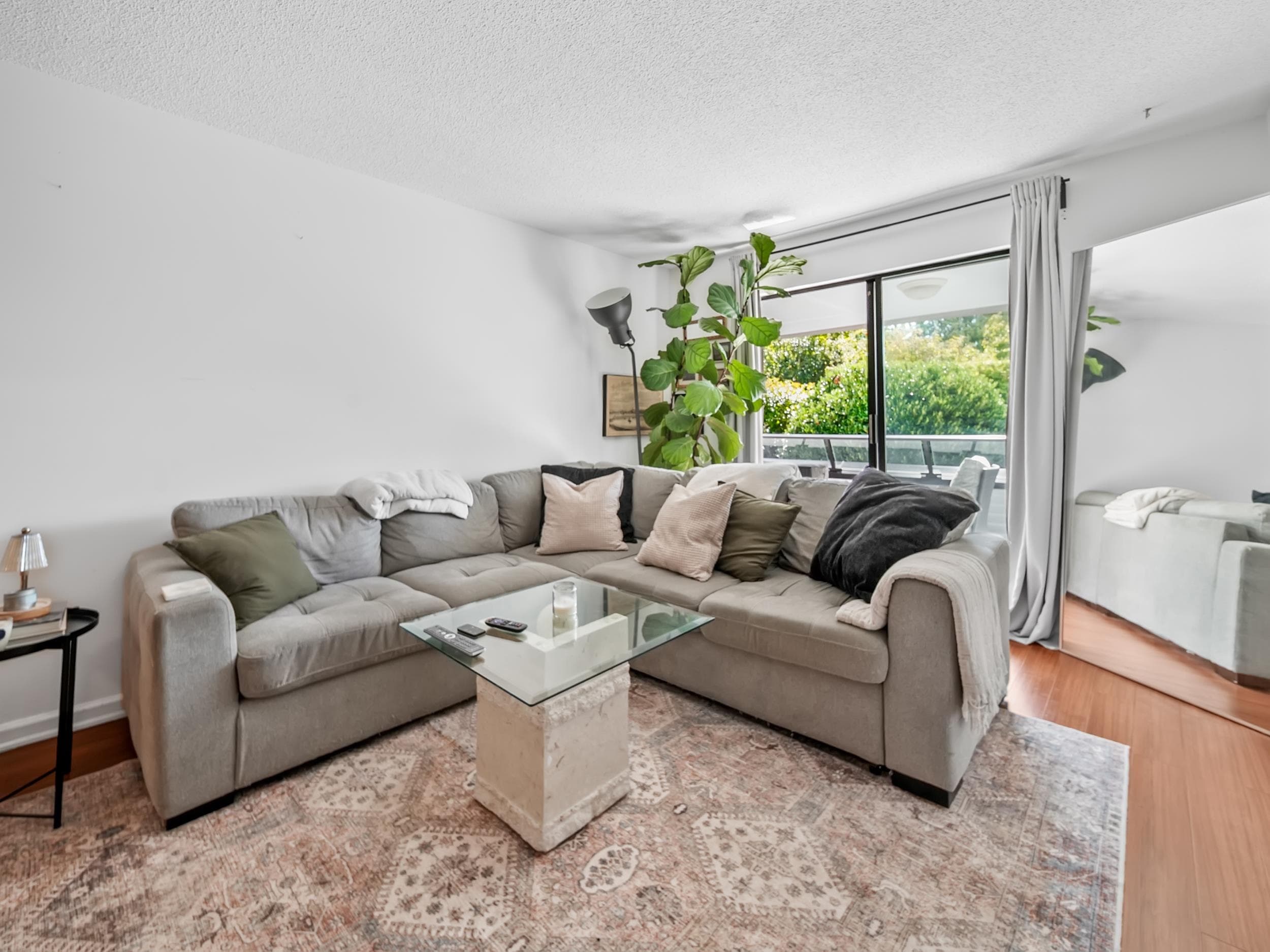 111 - 1341 George Street, White Rock, V4B 4A1 — photo 4