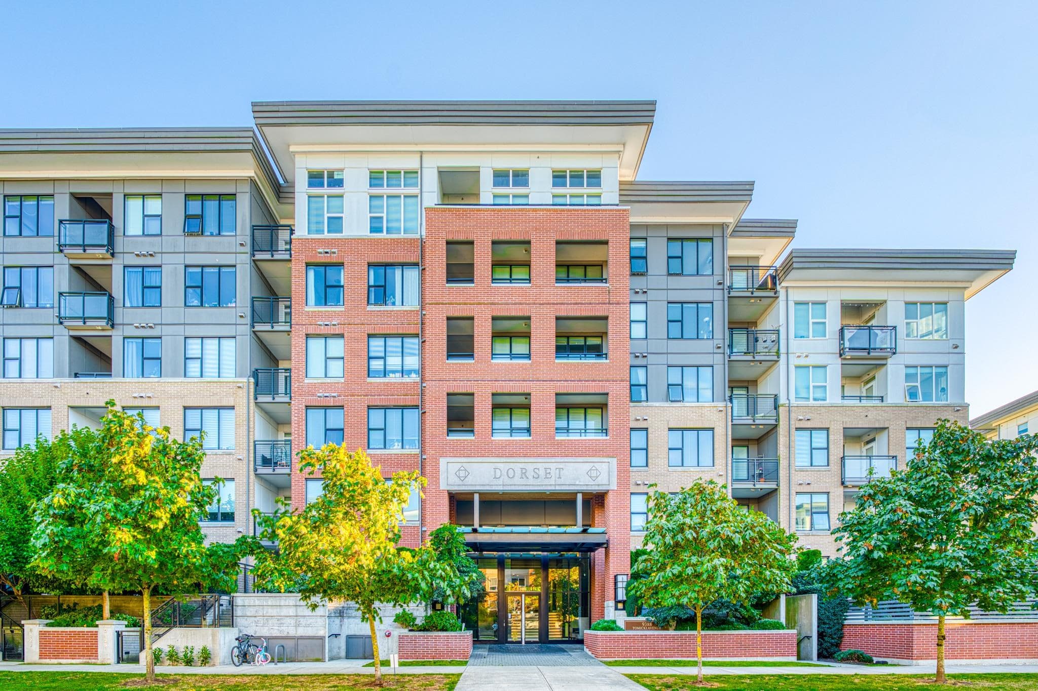 320 - 9388 Tomicki Avenue, Richmond