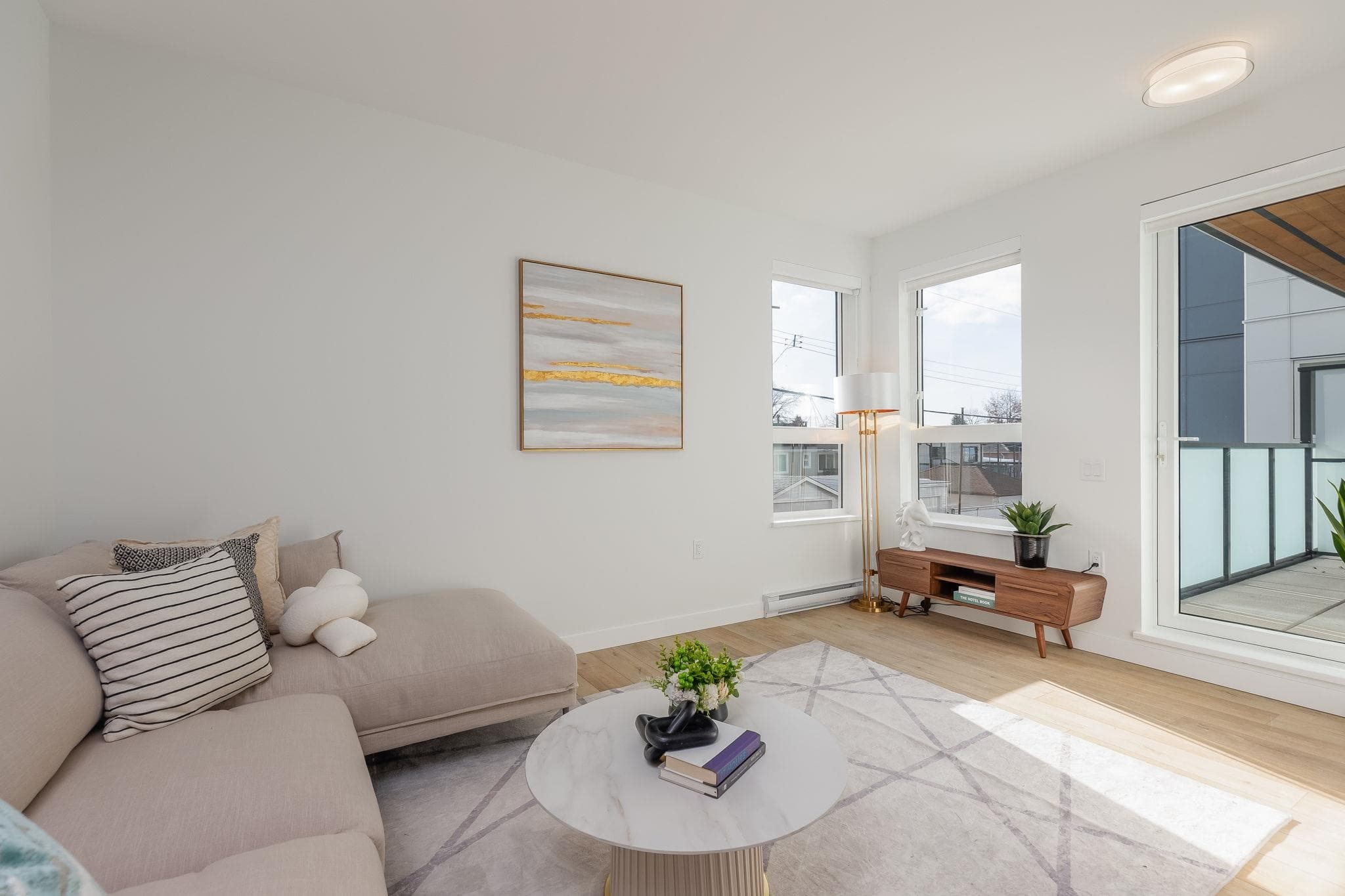203 - 4933 Clarendon Street, Vancouver, V5R 0J6 — photo 2