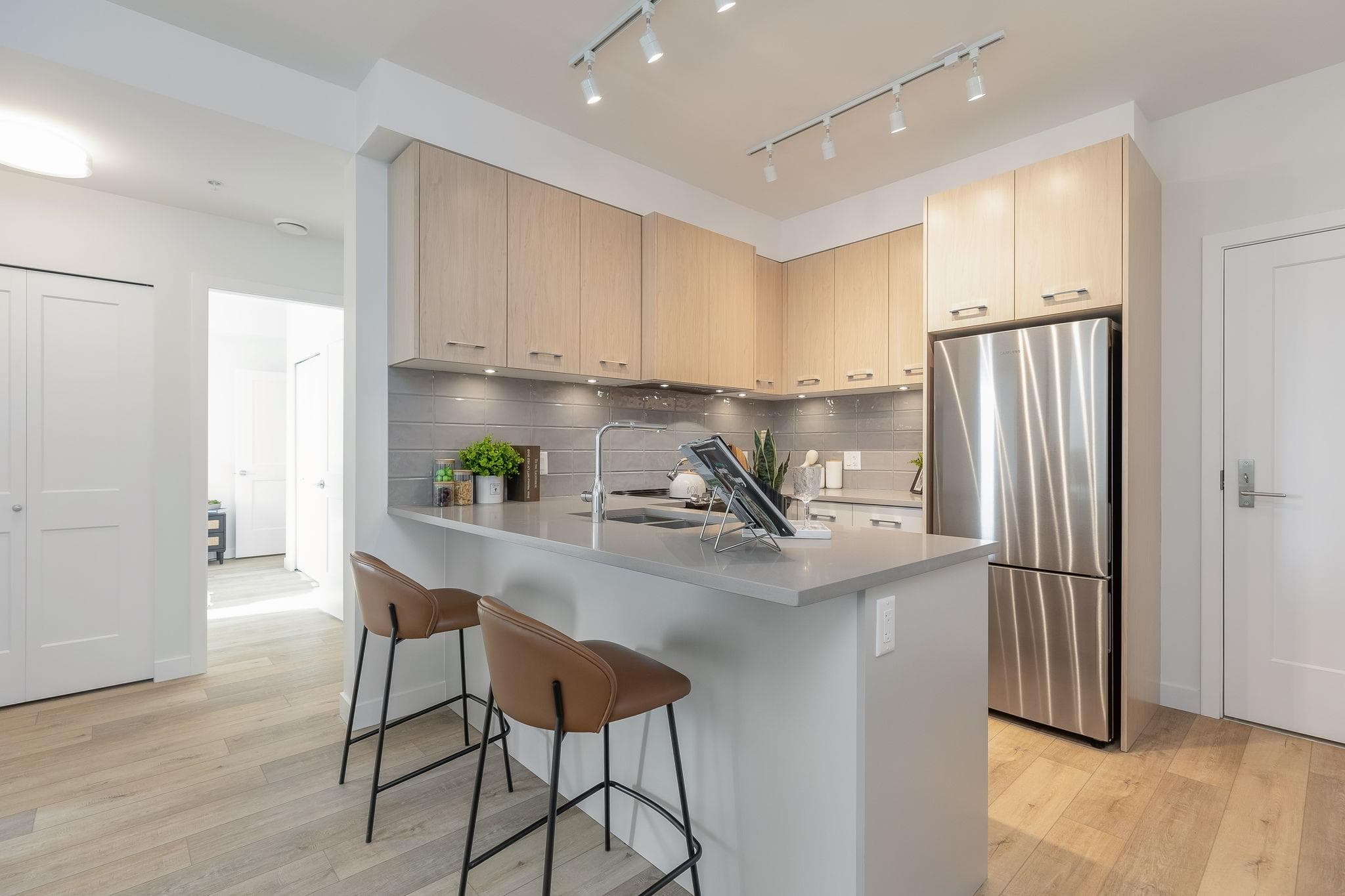 203 - 4933 Clarendon Street, Vancouver, V5R 0J6 — photo 4