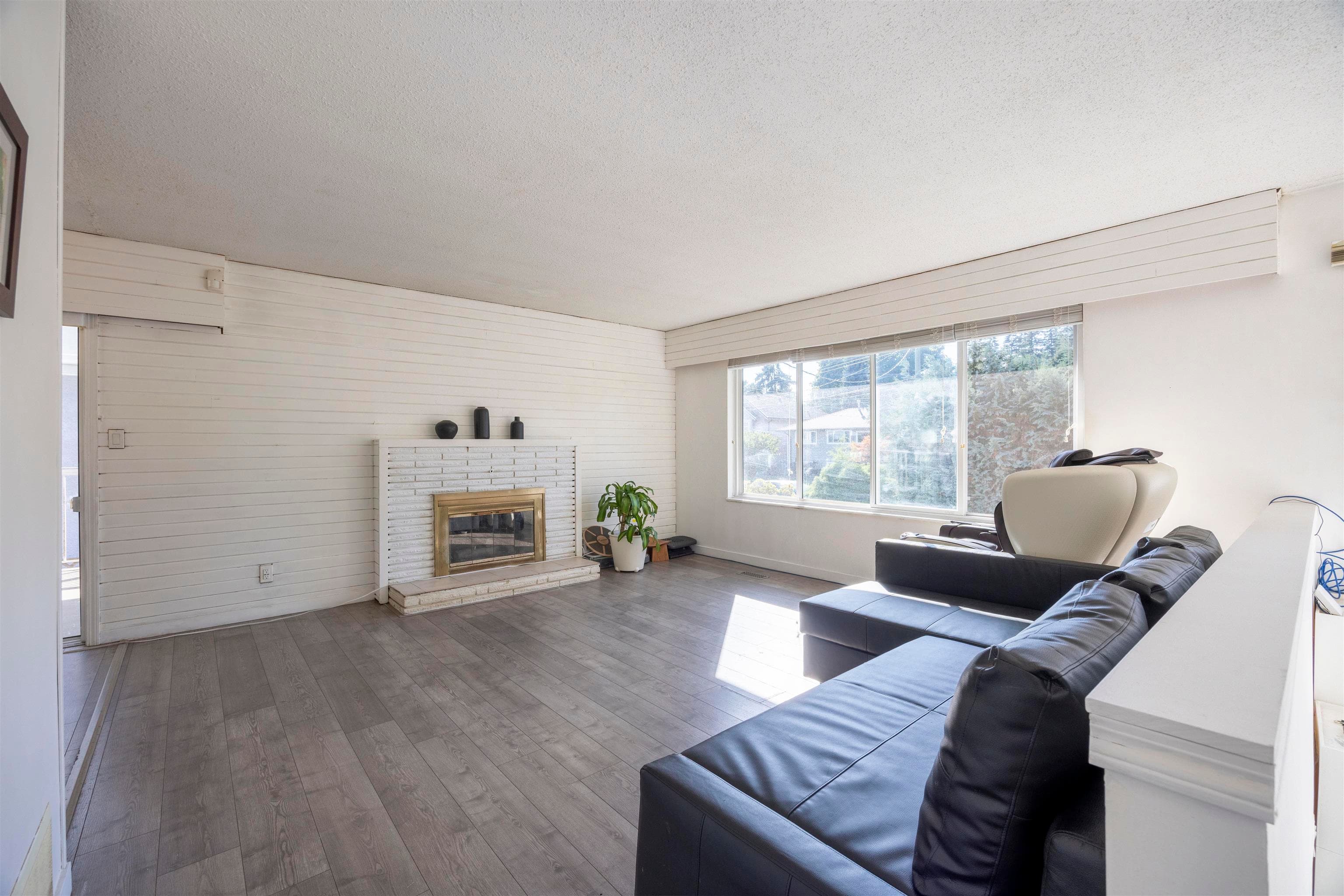 3648 Vincent Street, Port Coquitlam, V3B 3T9 — photo 5