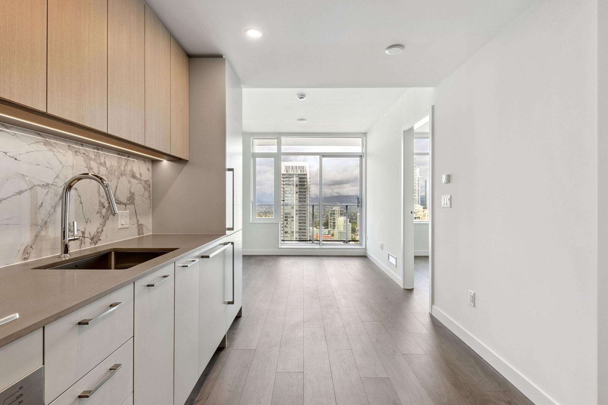 3208 - 6468 Willingdon Avenue, Burnaby, V5H 0L3 — photo 3