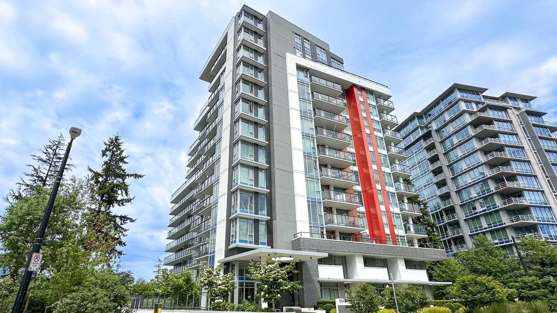 1003 - 8940 University Crescent, Burnaby, V5A 4Y8 — photo 1
