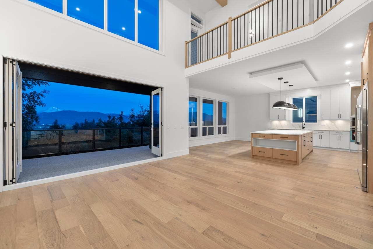 36074 Southridge Place, Abbotsford, V3G 1E2 — photo 2