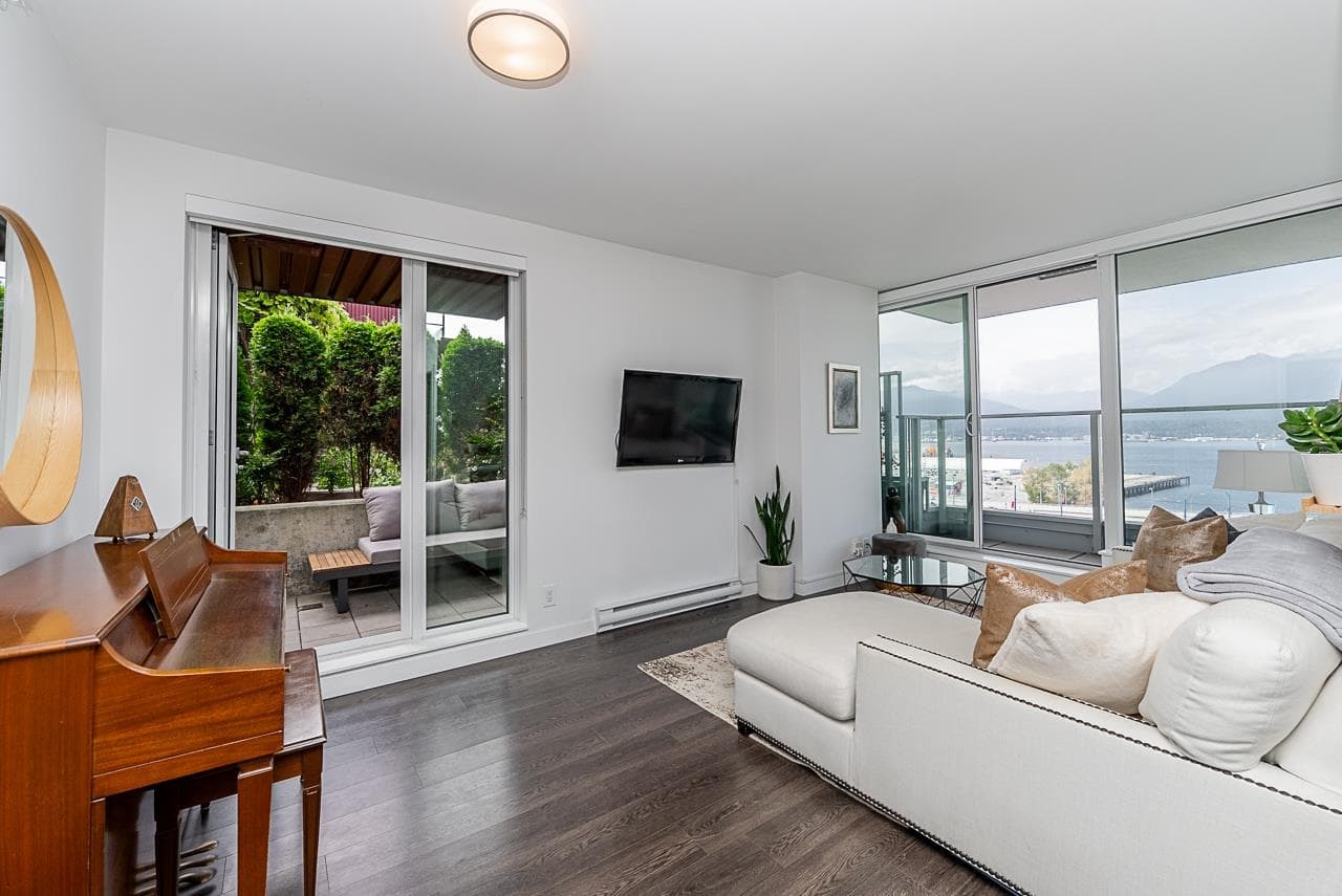 801 - 983 E Hastings Street, Vancouver, V6A 0G9 — photo 3