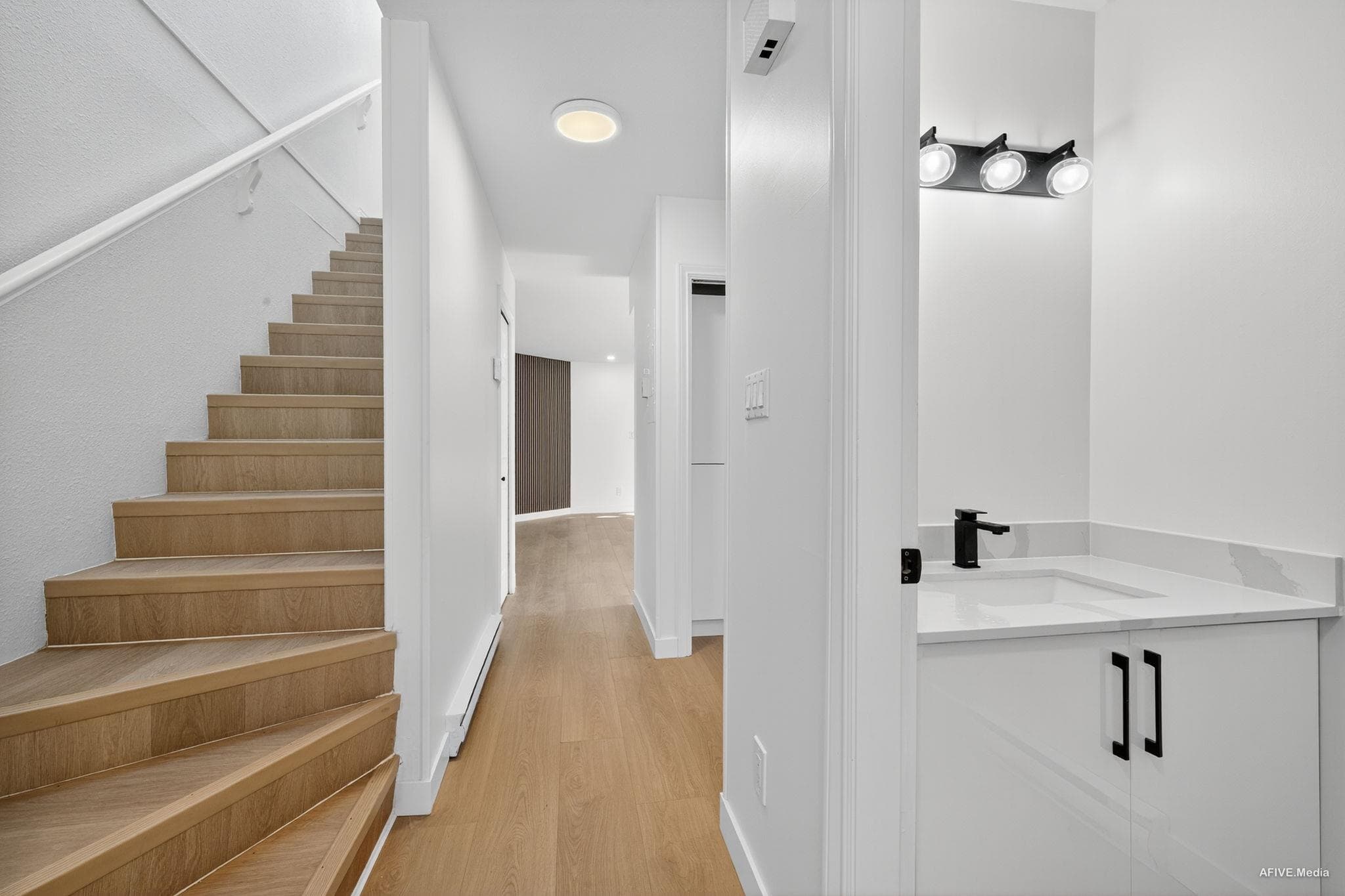 35 - 6100 Tiffany Boulevard, Richmond, V7C 5A8 — photo 2