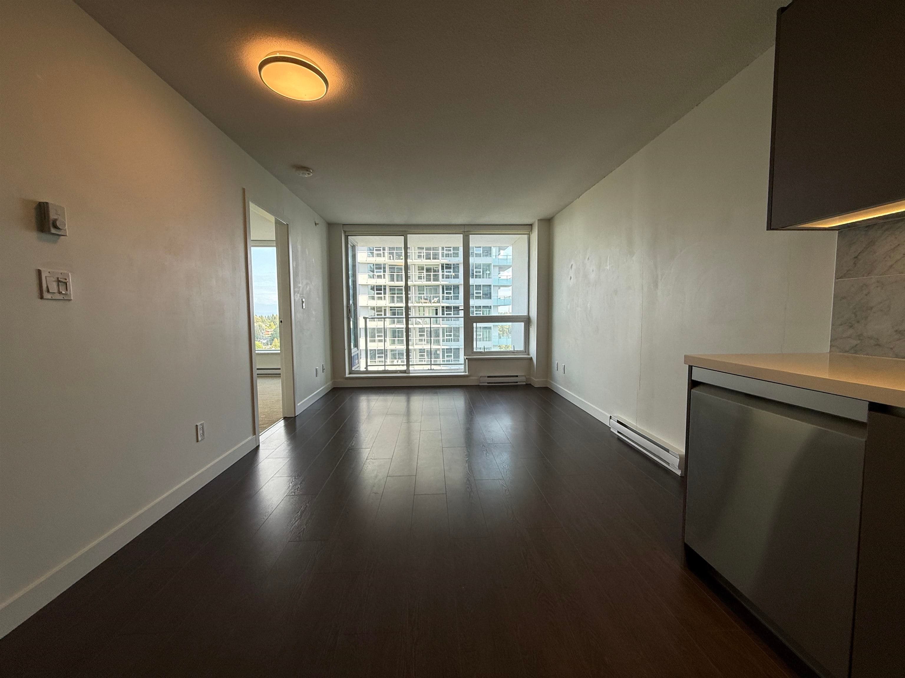 2915 - 13750 100 Avenue, Surrey, V3T 0L3 — photo 4