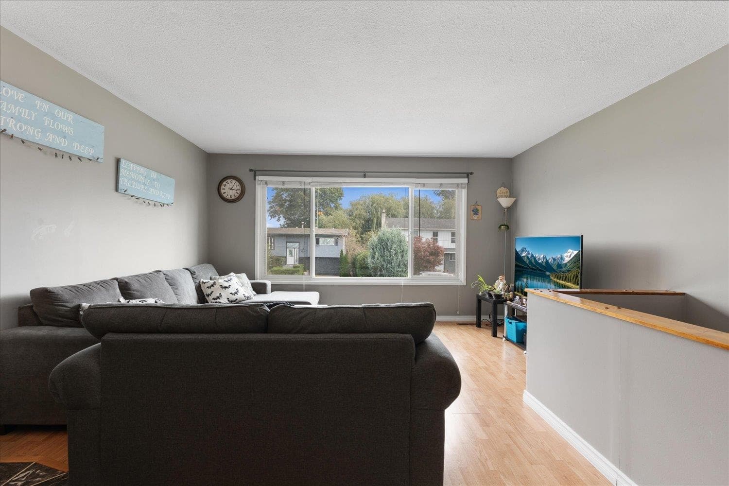 9229 James Street, Chilliwack, V2P 6G8 — photo 5