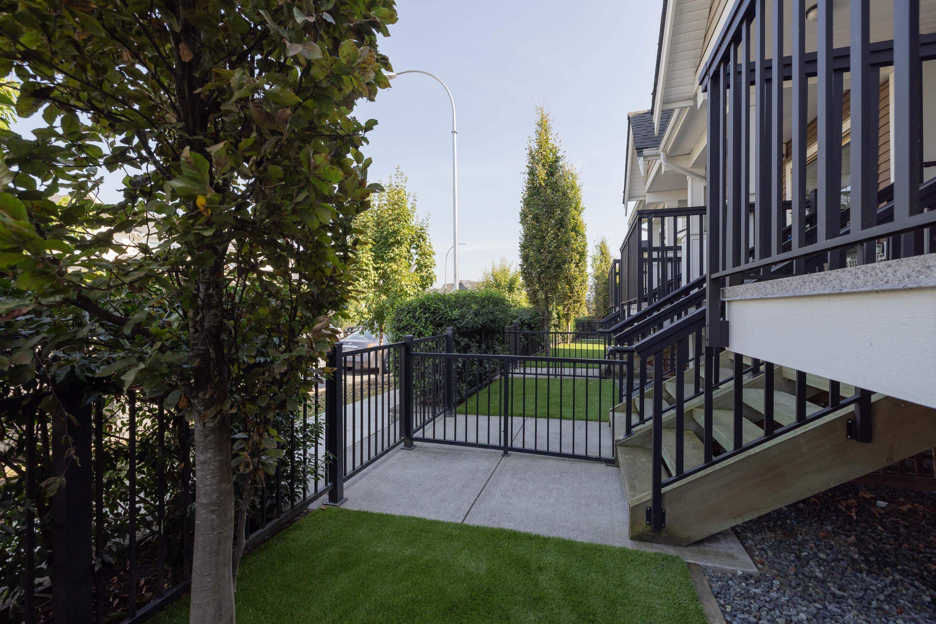 18 - 2799 Allwood Street, Abbotsford, V2T 0J2 — photo 4