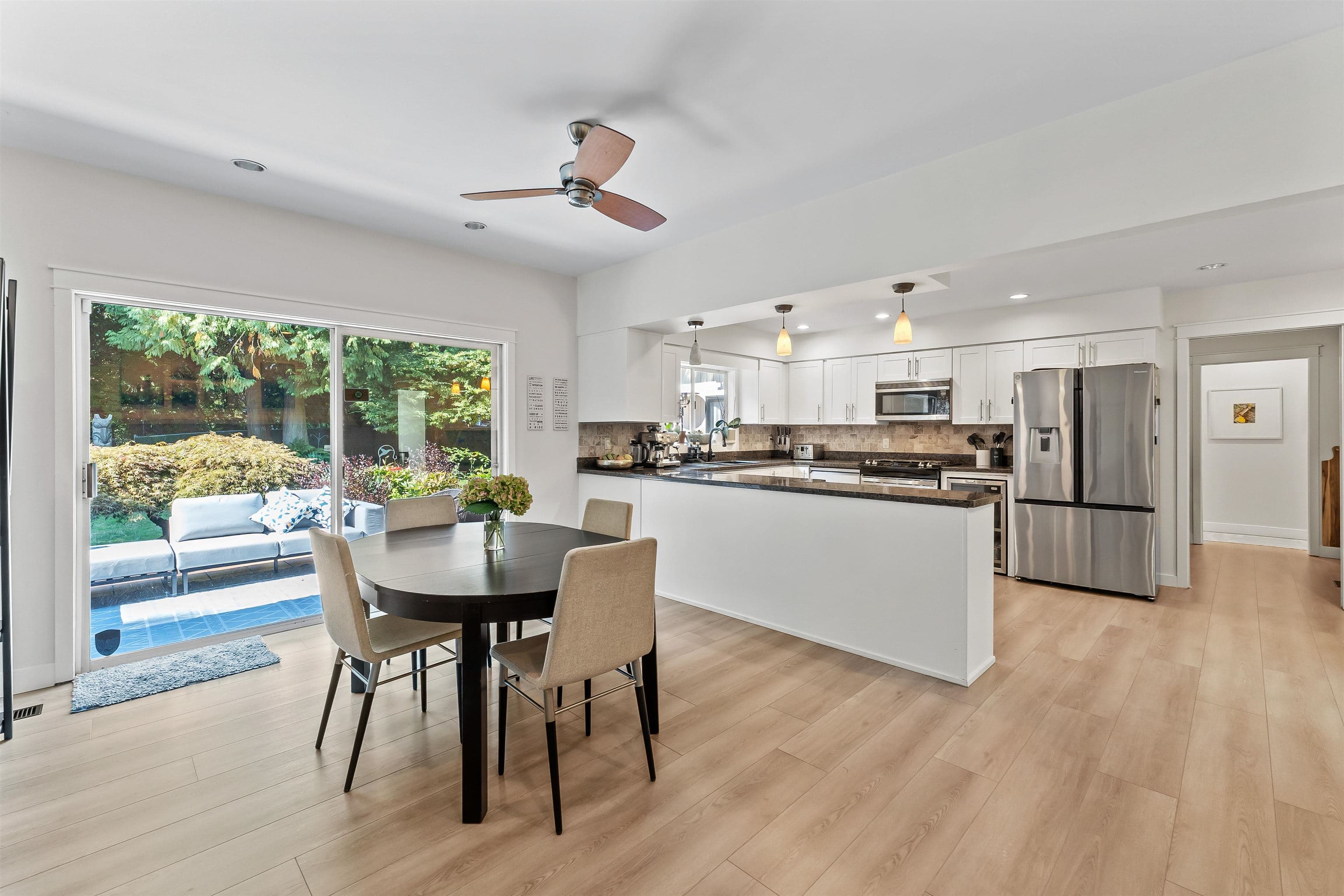 8 Halss Crescent, Vancouver, V6N 3N2 — photo 5