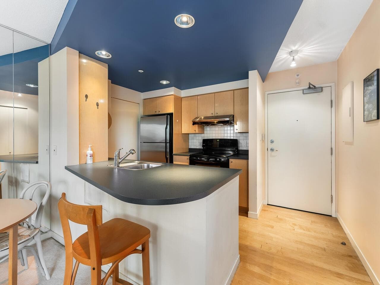 501 - 1009 Expo Boulevard, Vancouver, V6Z 2V9 — photo 2