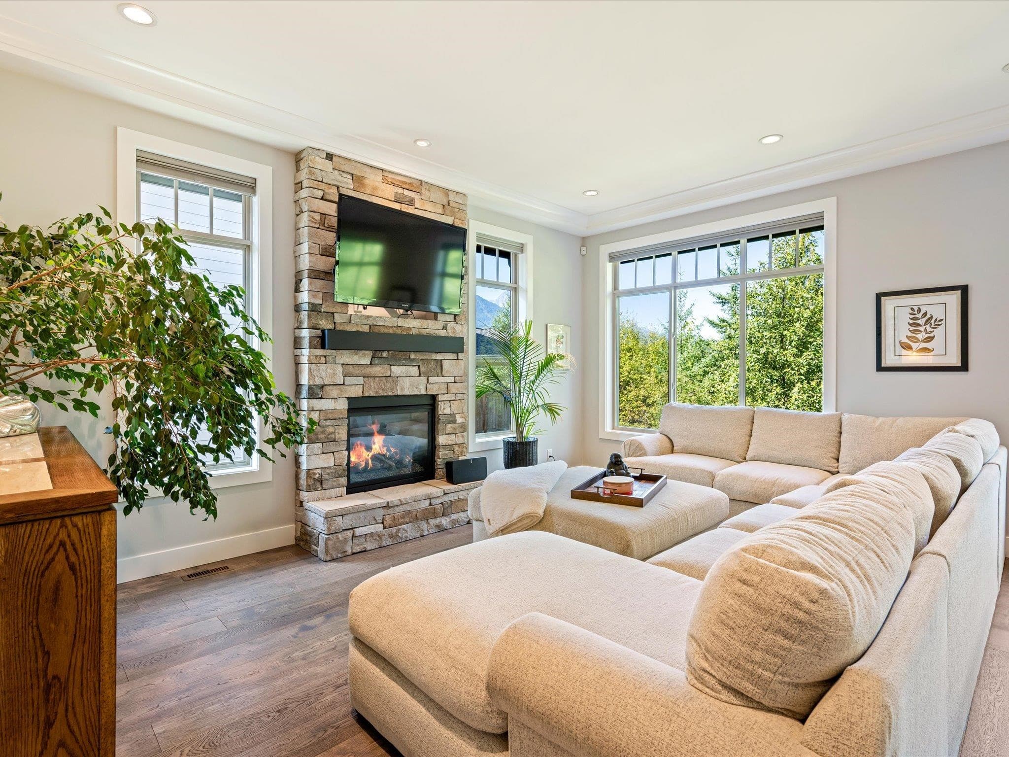 40885 The Crescent, Squamish, V8B 0R9 — photo 2