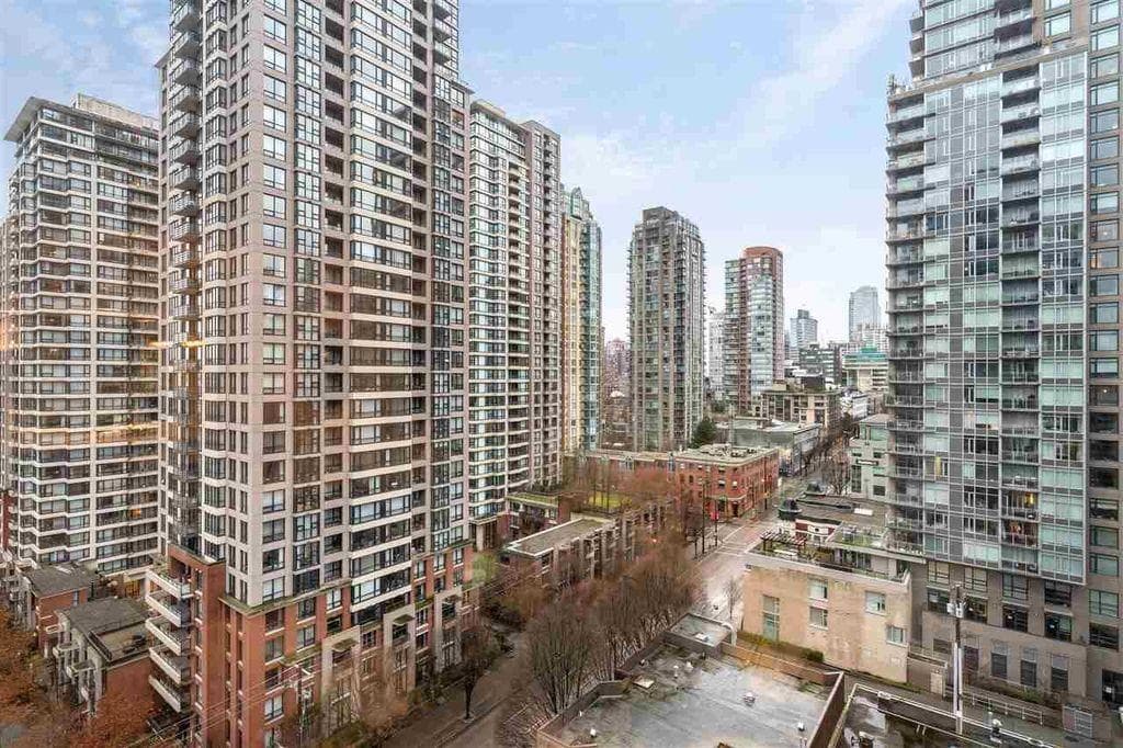1104 - 888 Hamilton Street, Vancouver, V6B 5W4 — photo 2