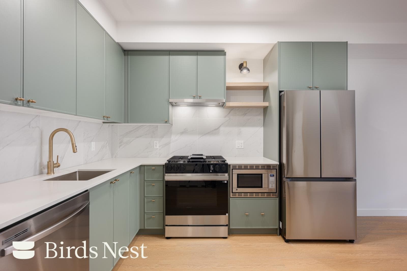 211 - 215 Mcbay Lane, Coquitlam, V3K 0H7 — photo 1