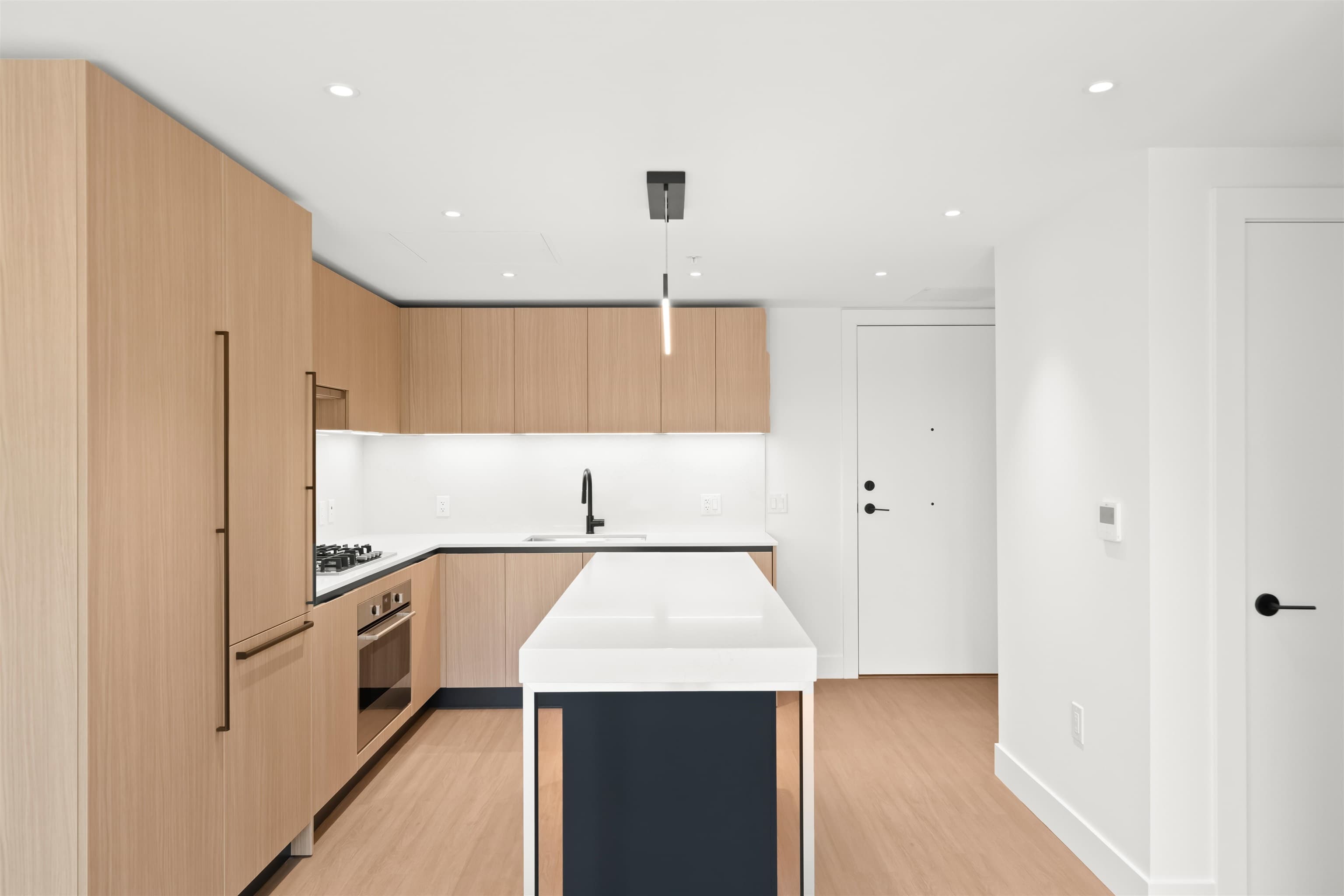 505 - 2235 E Broadway, Vancouver, V5N 0J5 — photo 3
