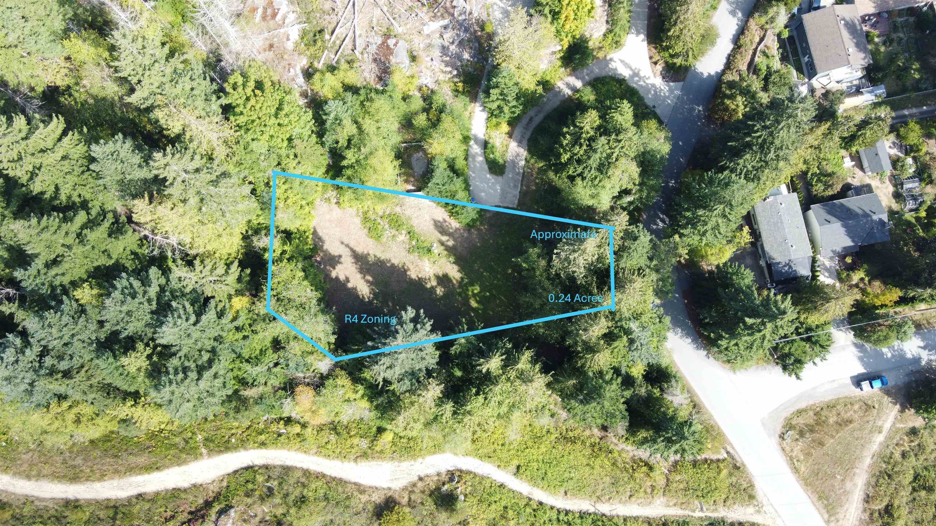 5661 Salmon Drive, Sechelt