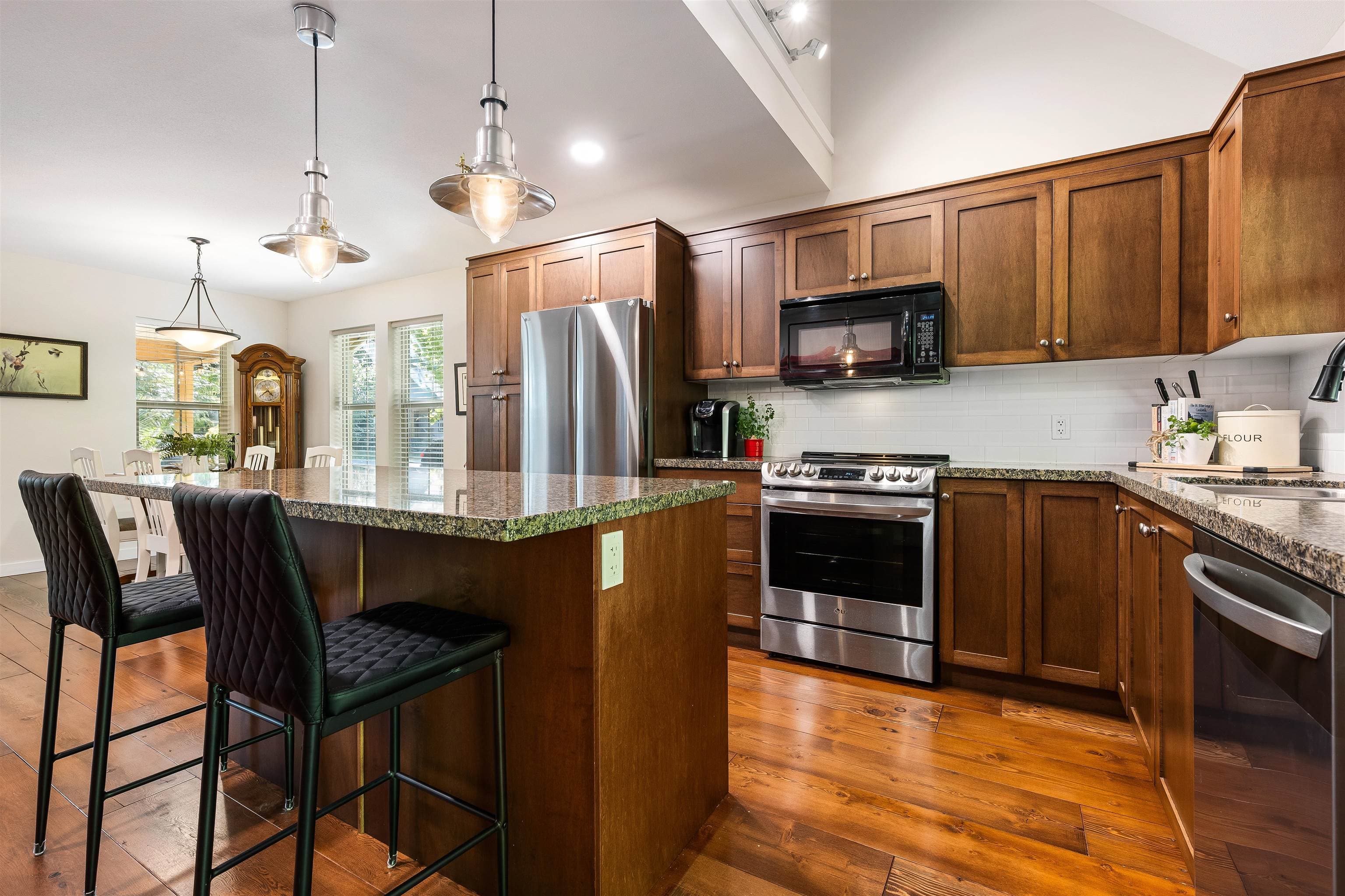 1845 Mossy Green Way, Cultus Lake, V2R 0E1 — photo 4