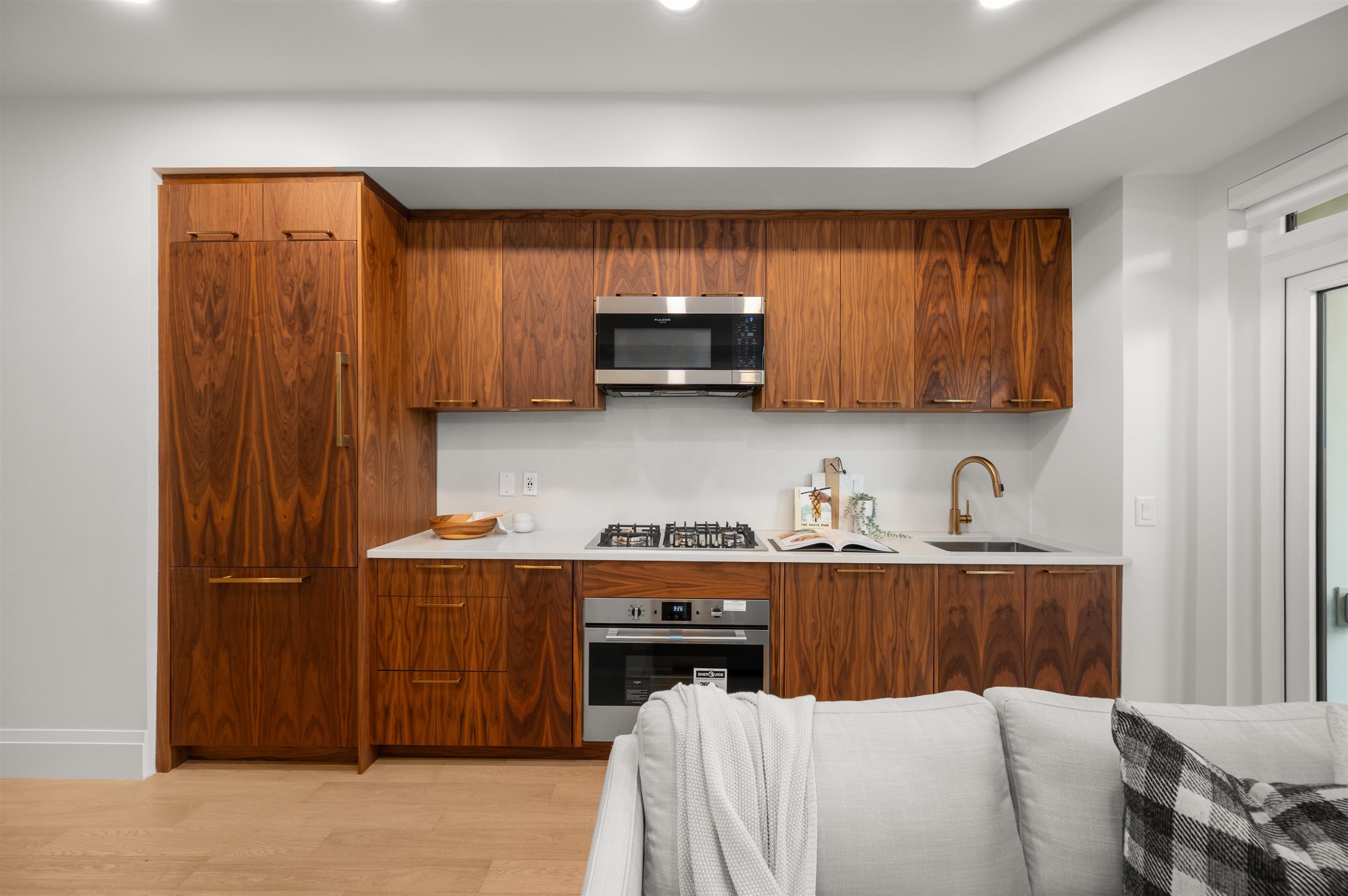 111 - 2550 Garden Drive, Vancouver, V5N 4X6 — photo 5