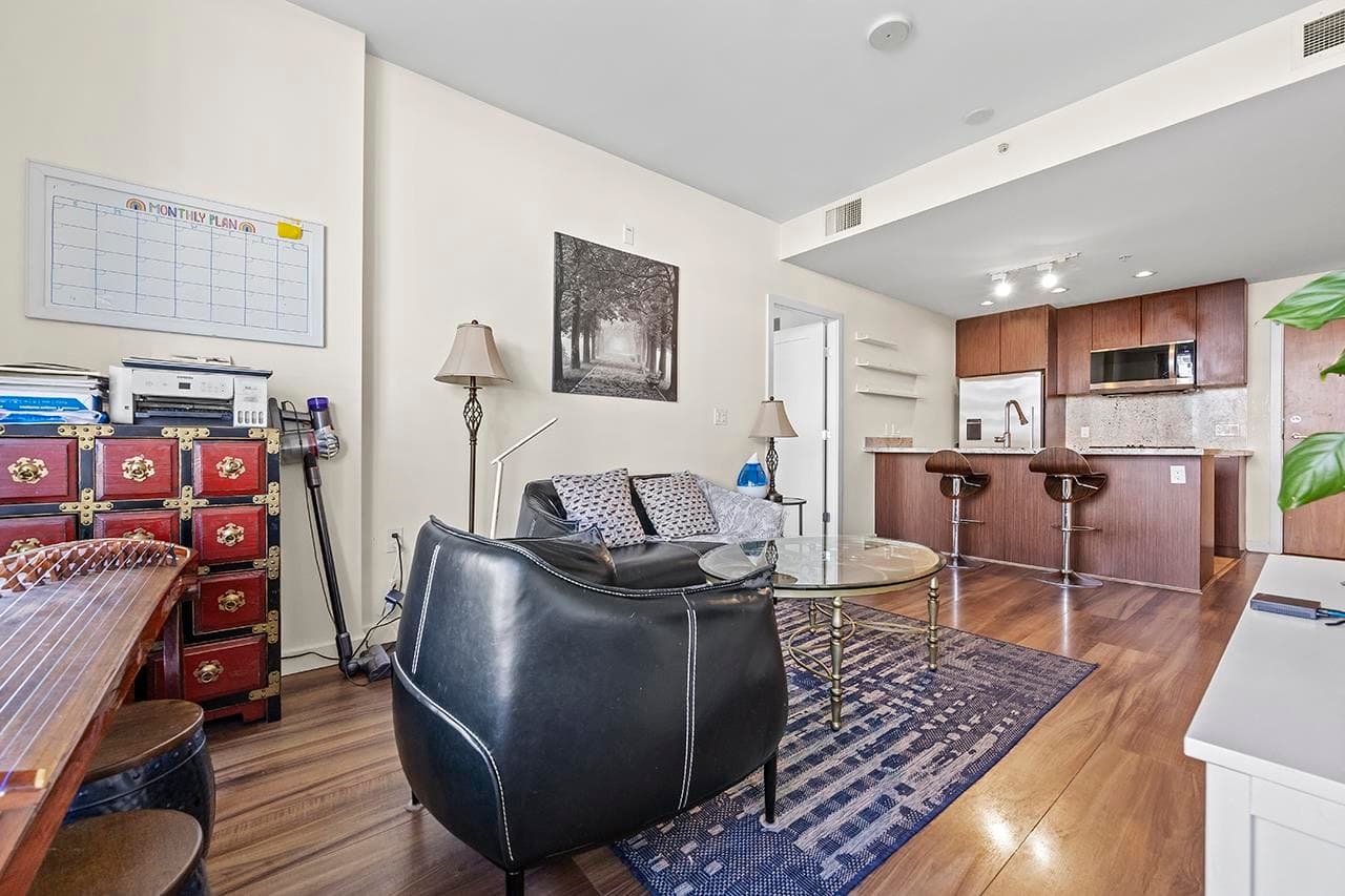 617 - 8677 Capstan Way, Richmond, V6X 0N6 — photo 4
