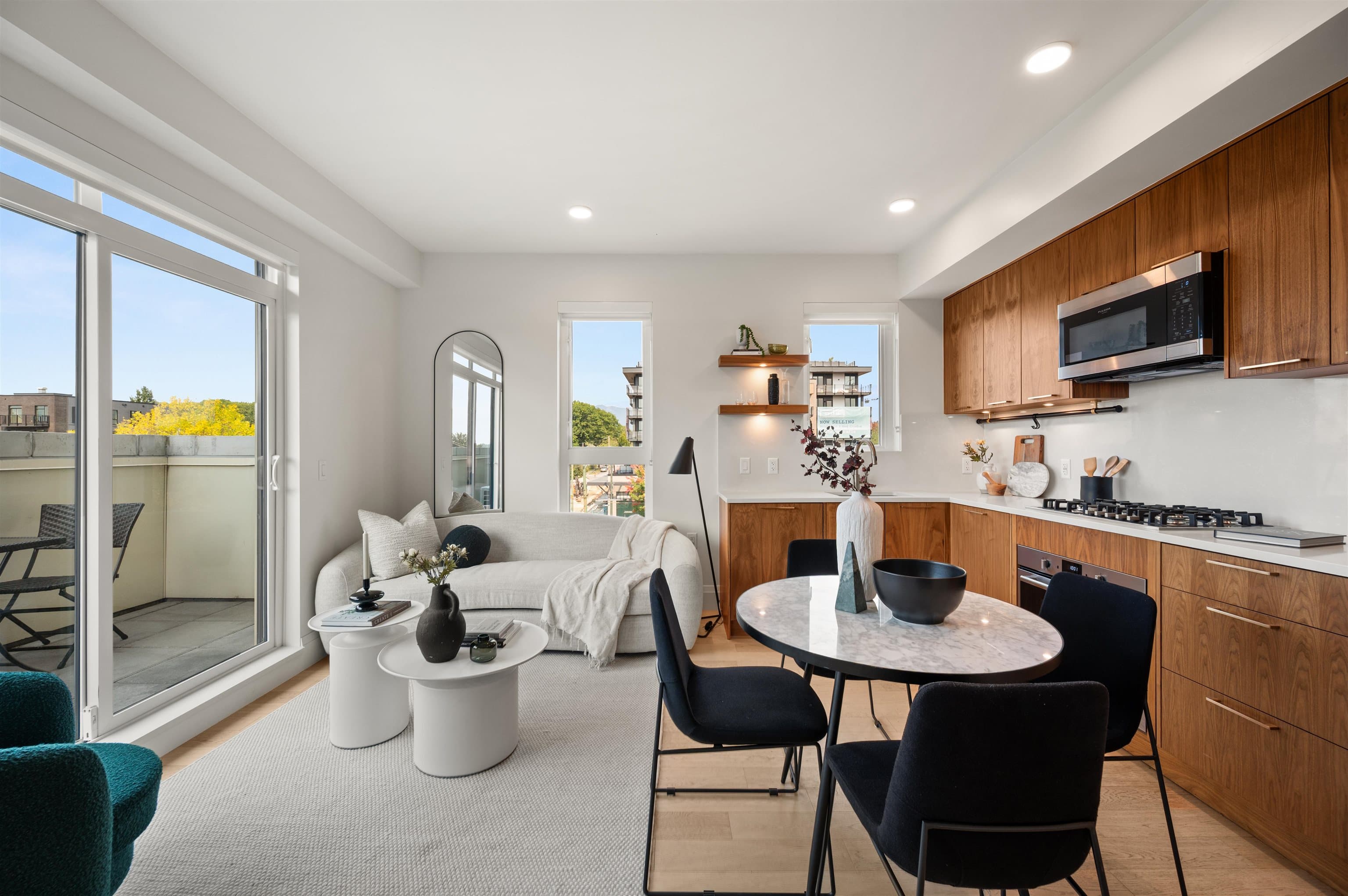 411 - 2550 Garden Drive, Vancouver, V5N 4X6 — photo 4
