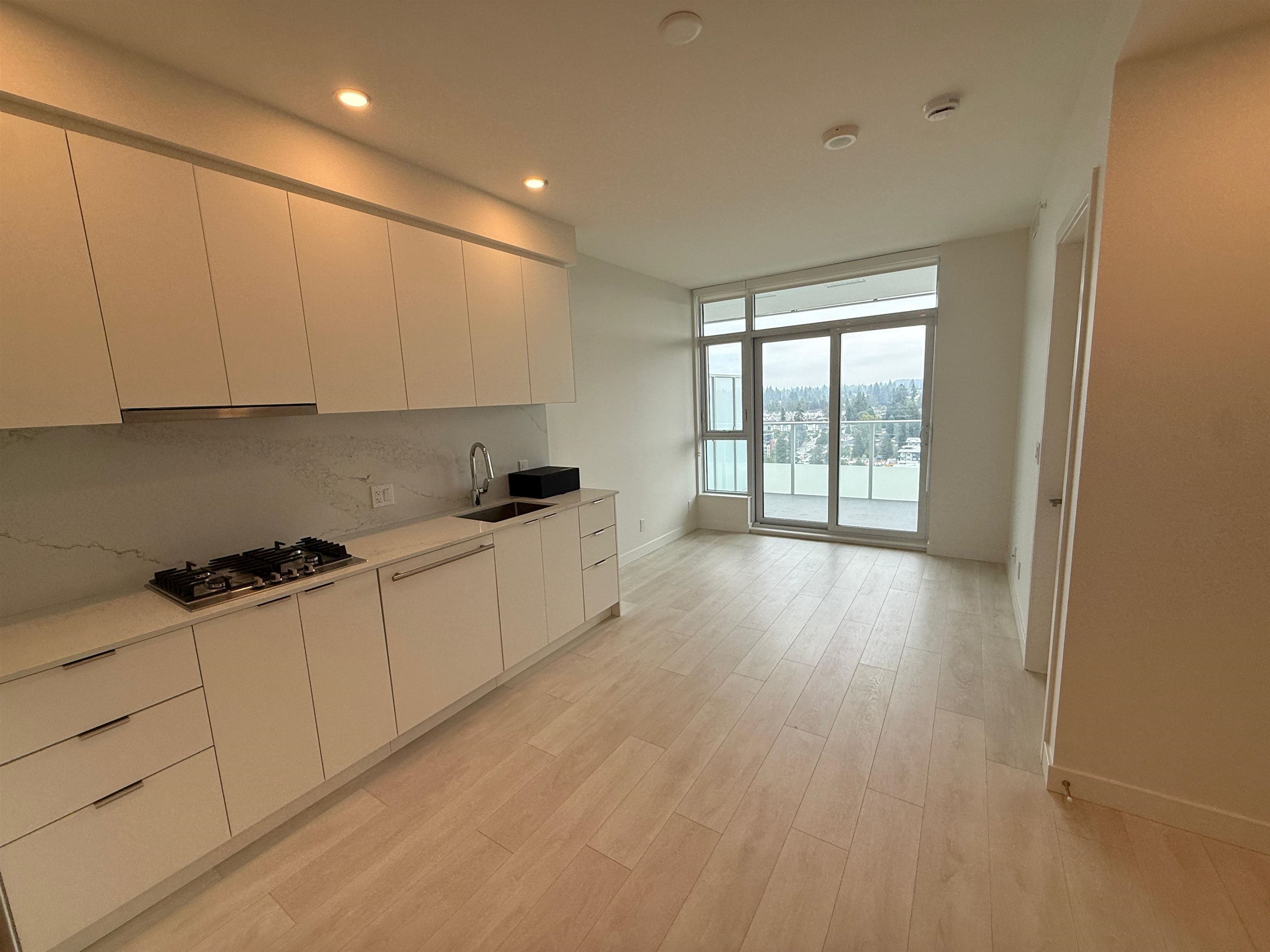 2501 - 537 Cottonwood Avenue, Coquitlam, V3J 0S4 — photo 5