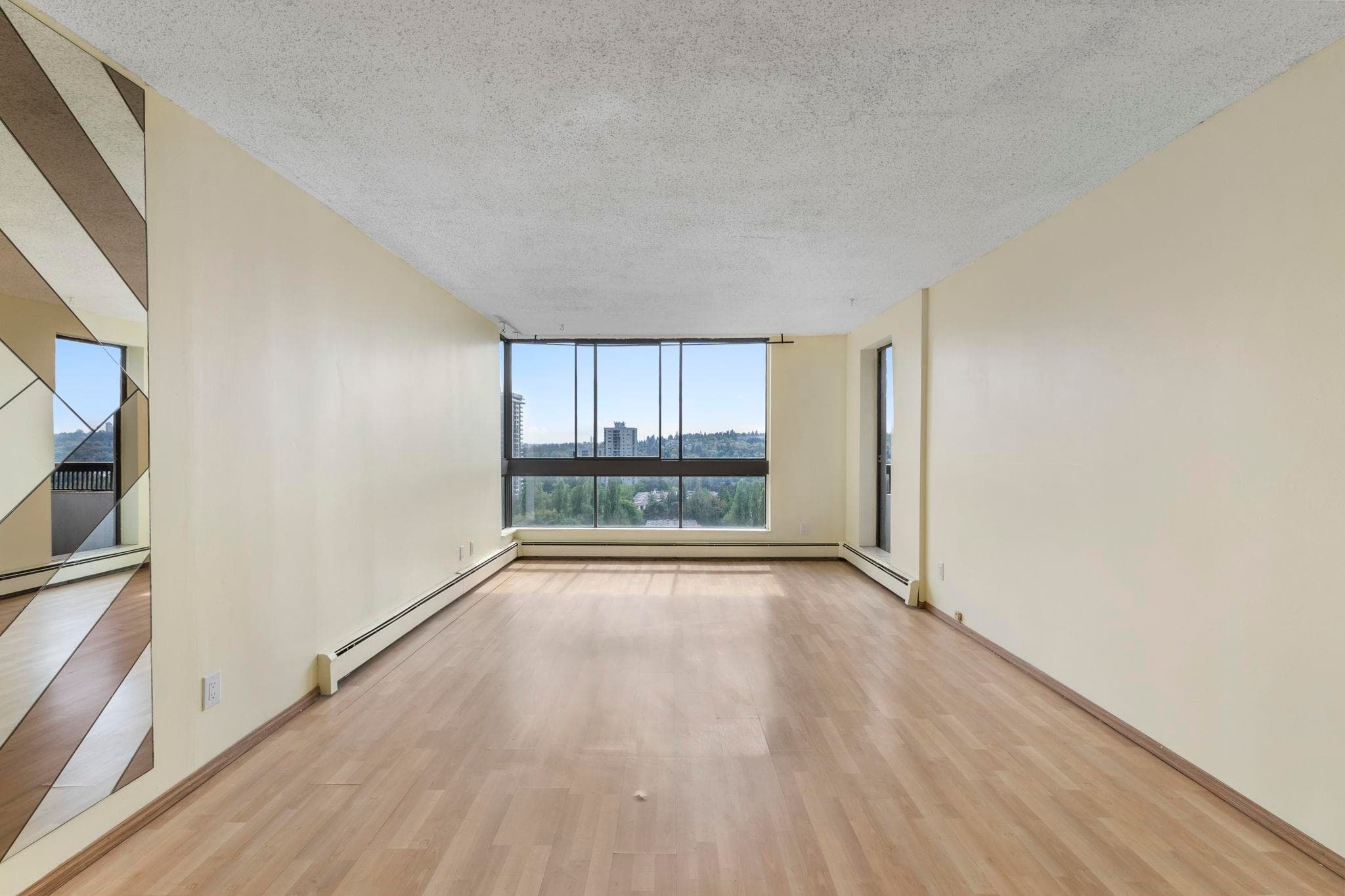 1702 - 9280 Salish Court, Burnaby, V3J 7J8 — photo 3
