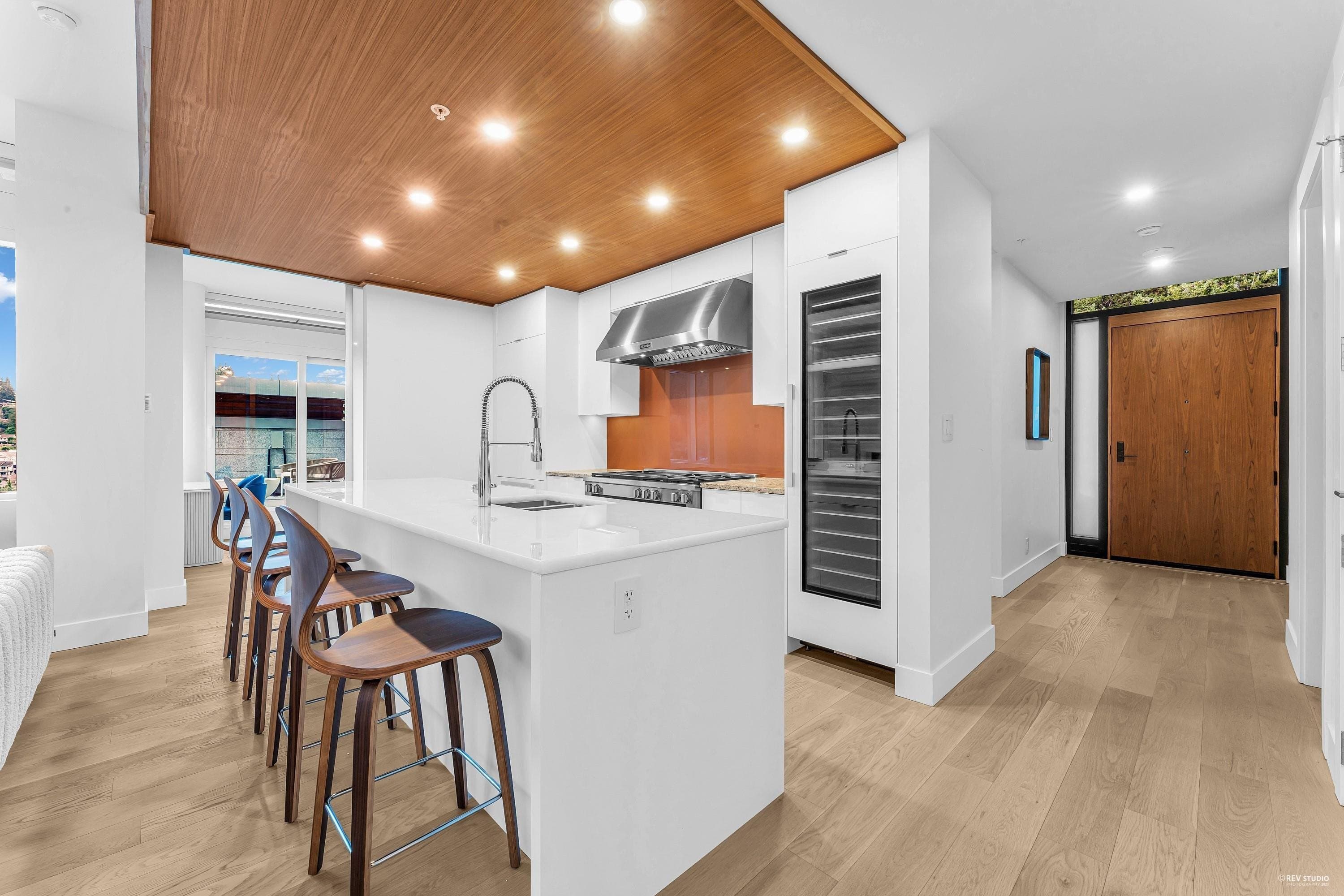 1002 - 6707 Nelson Avenue, West Vancouver, V7W 0A4 — photo 5