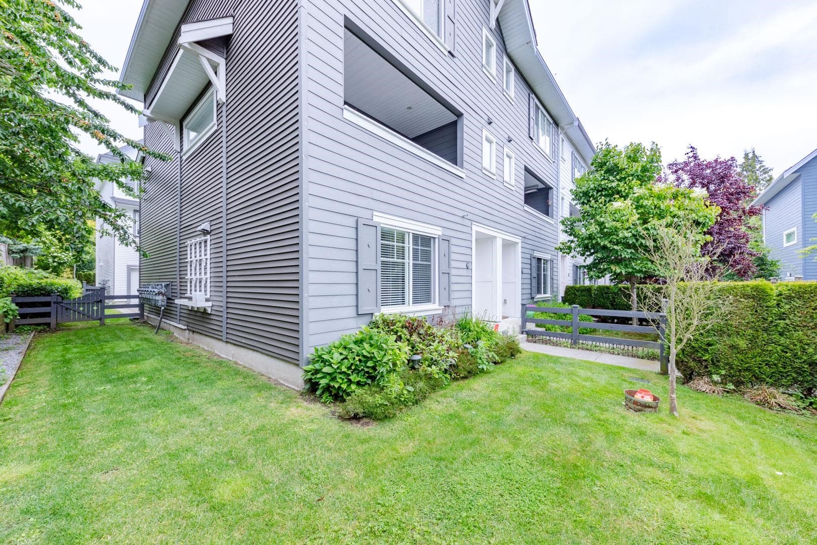 28 - 16337 15 Avenue, Surrey, V4A 0C3 — photo 1