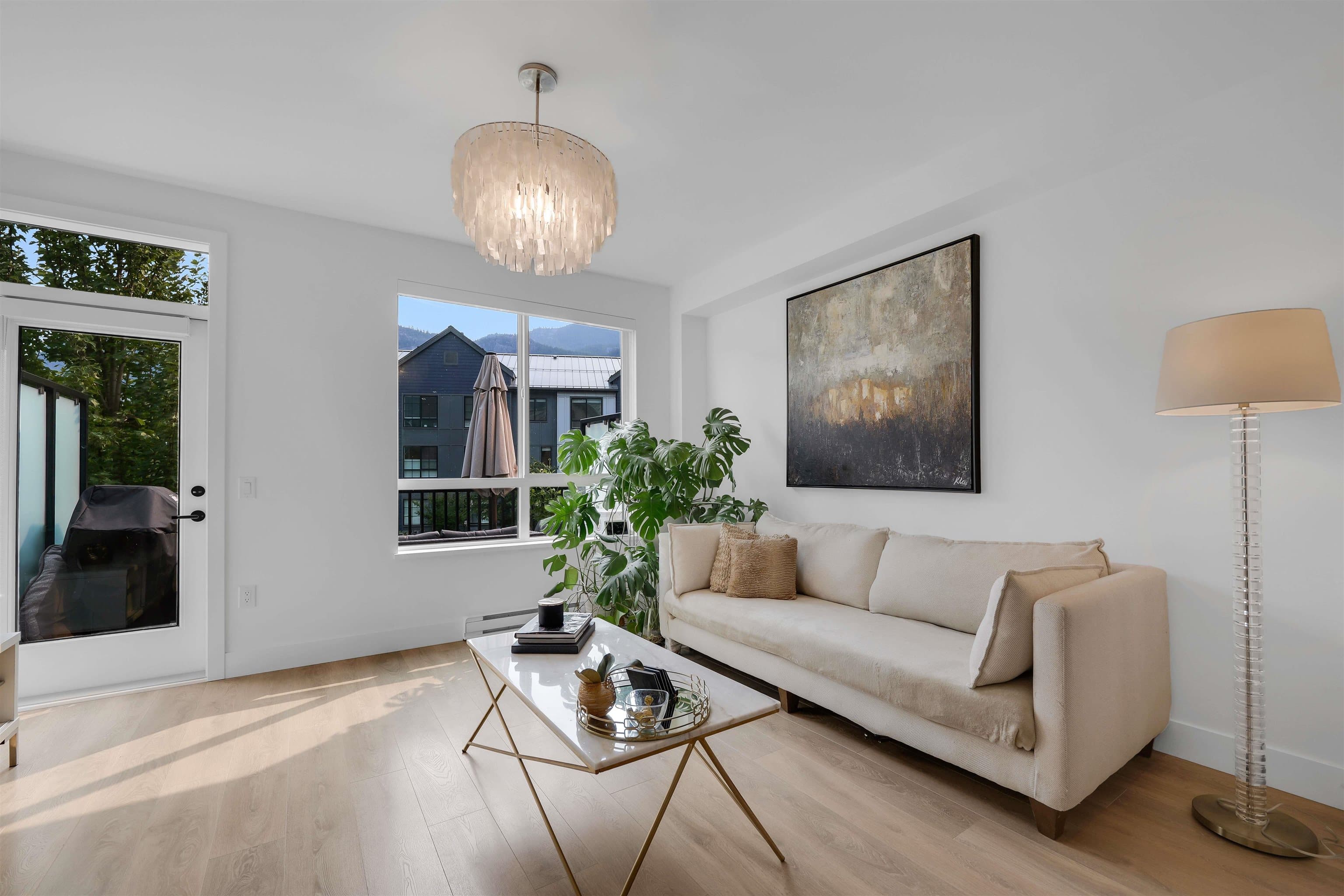 38053 Helm Way, Squamish, V8B 2A1 — photo 3