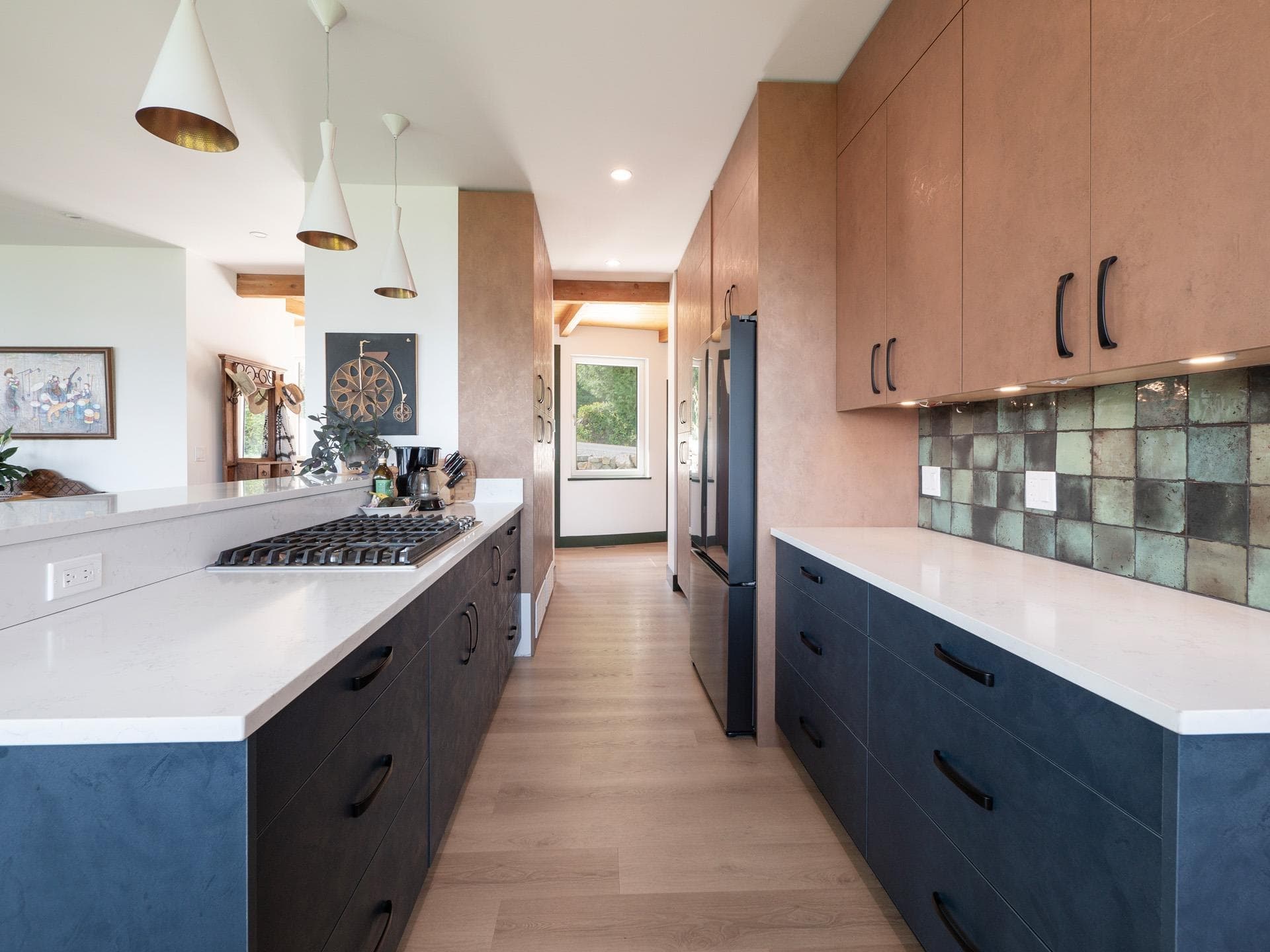 1832 North Road, Gibsons, V0N 1V1 — photo 5