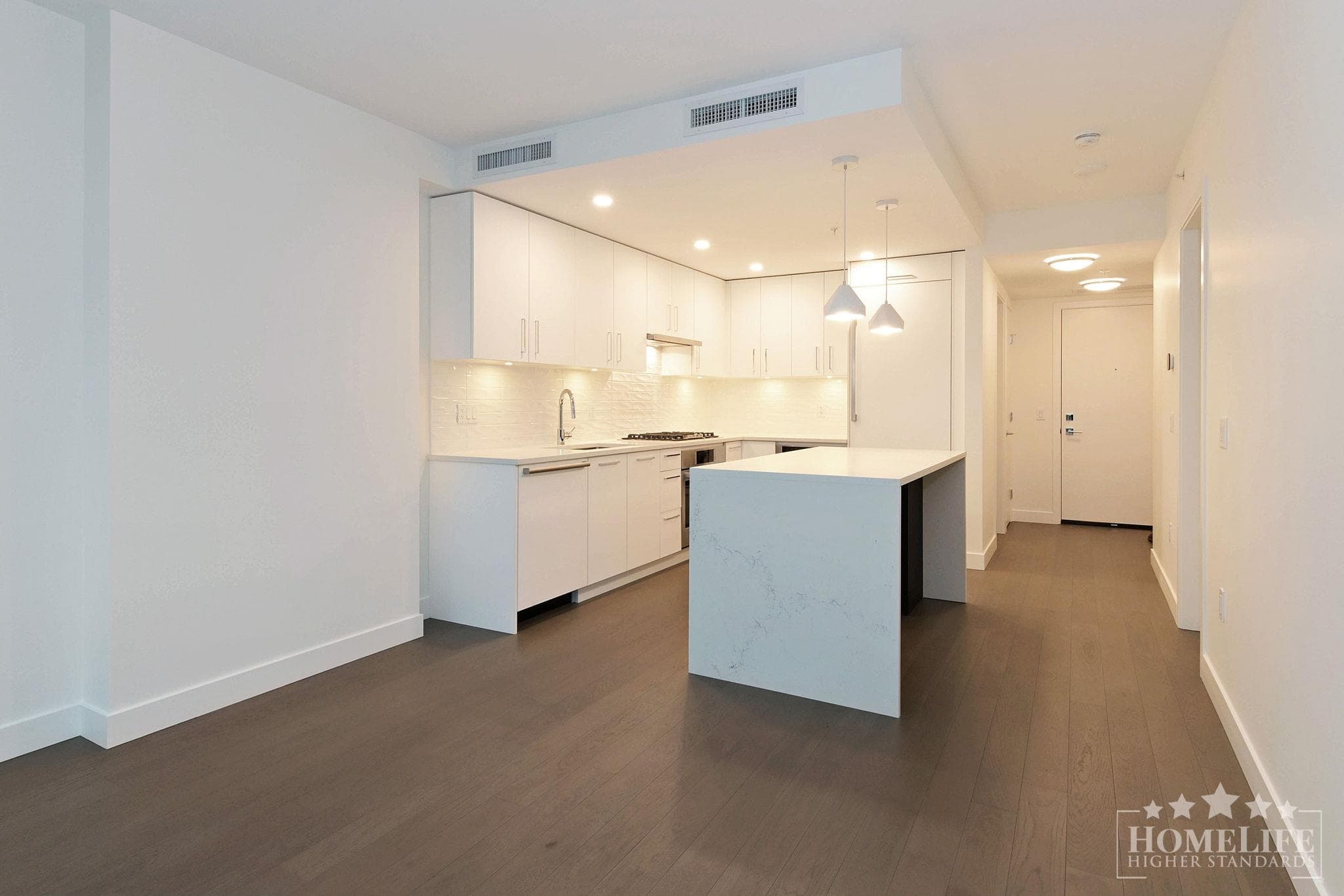 1003 - 1588 Johnston Road, White Rock, V4B 3Z7 — photo 5
