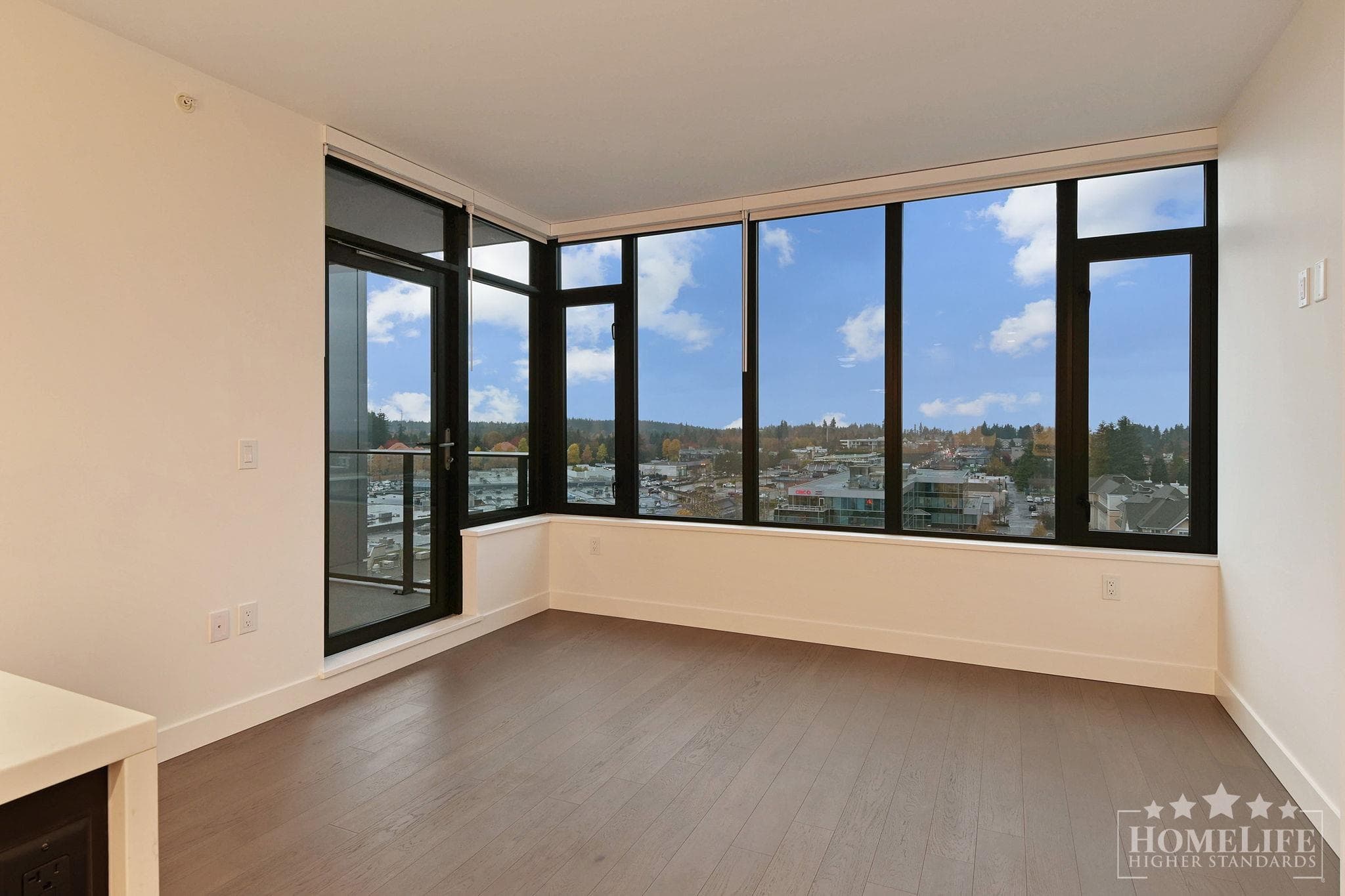1003 - 1588 Johnston Road, White Rock, V4B 3Z7 — photo 4