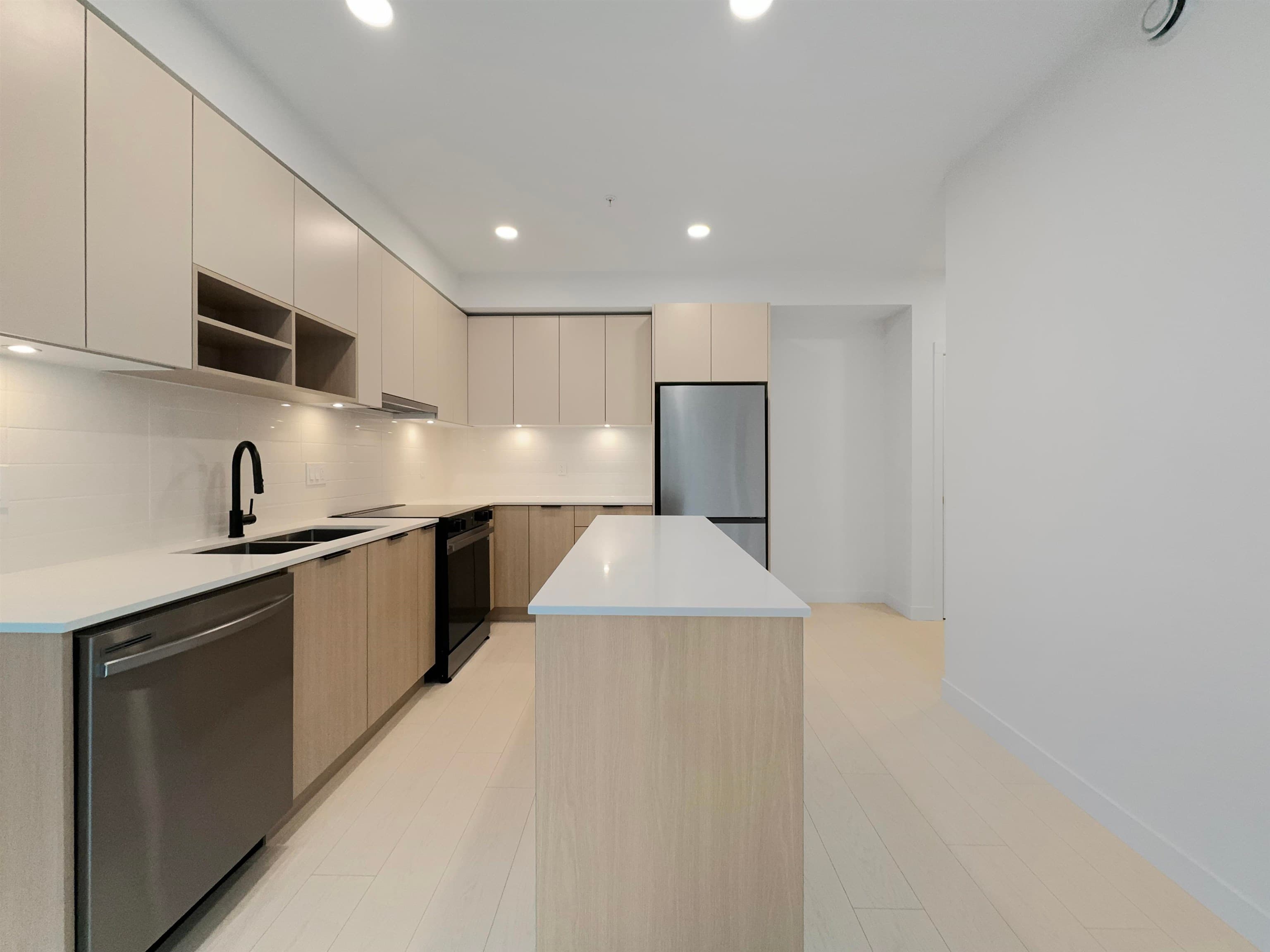 3xx - 10488 138a Street, Surrey, V3T 0W4 — photo 3