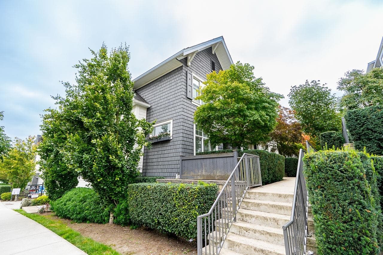 1 - 13636 81a Avenue, Surrey