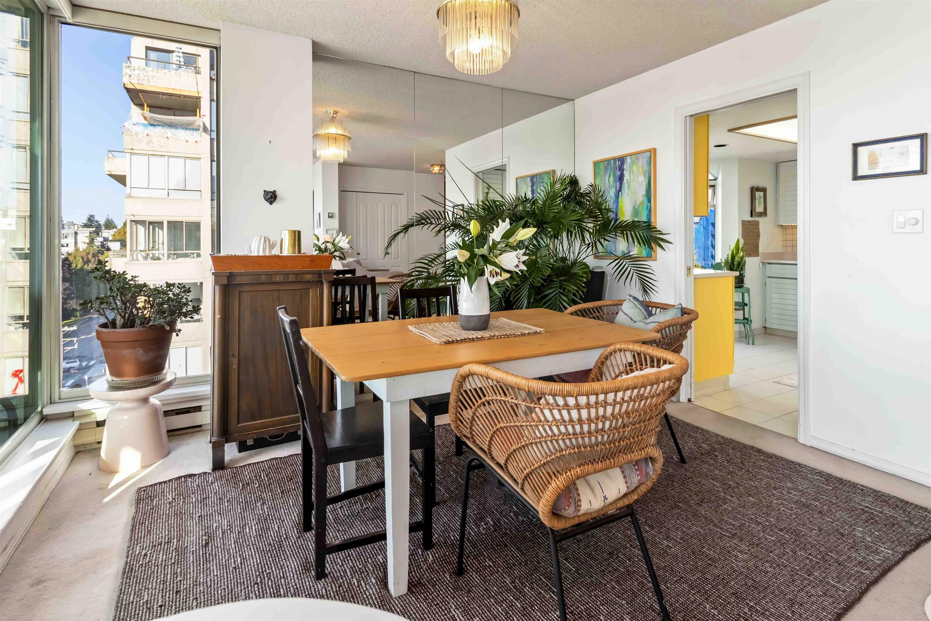 802 - 1455 Duchess Avenue, West Vancouver, V7T 1H7 — photo 5