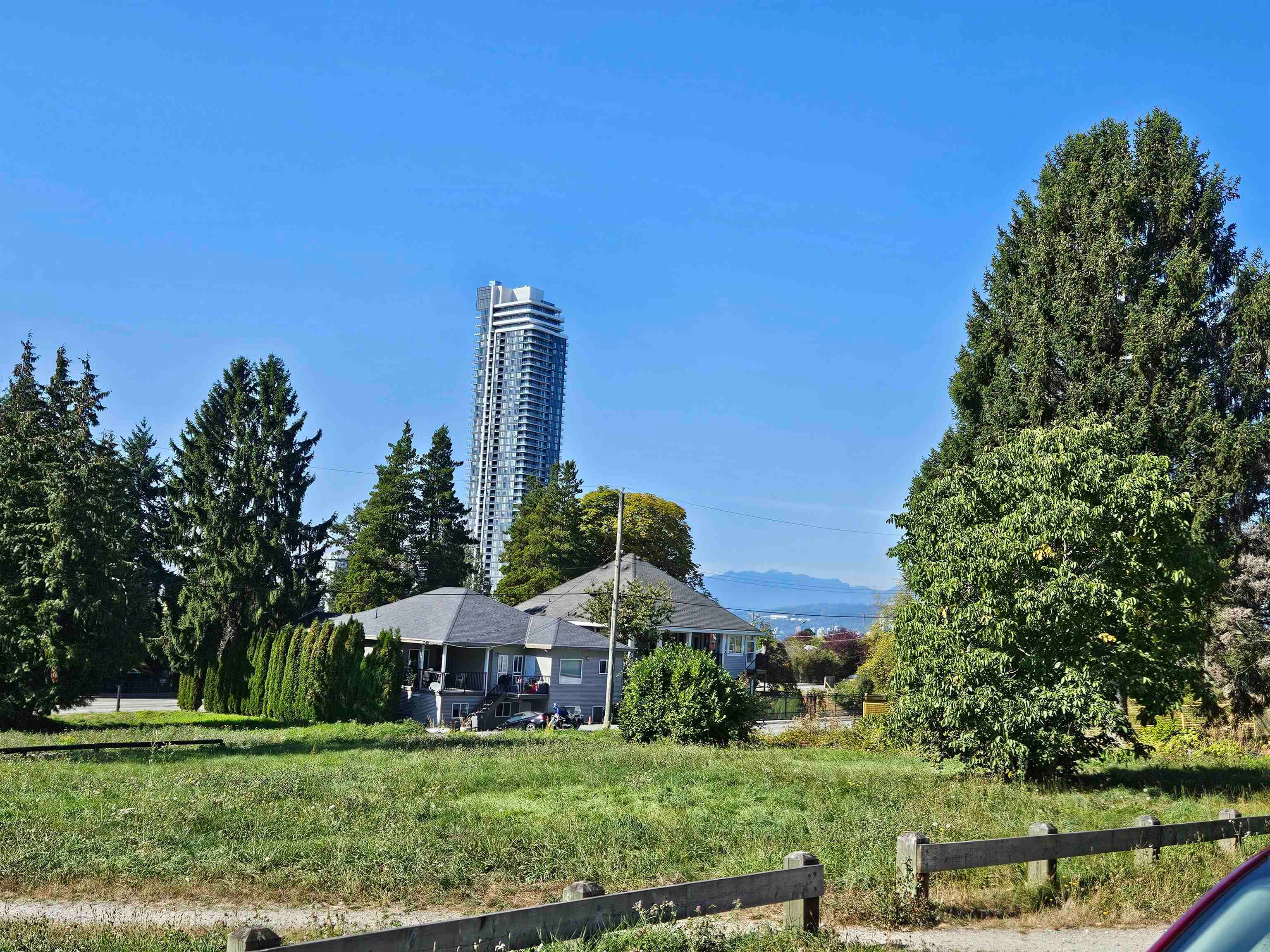 10564 137a Street, Surrey, V3T 4J6 — photo 5