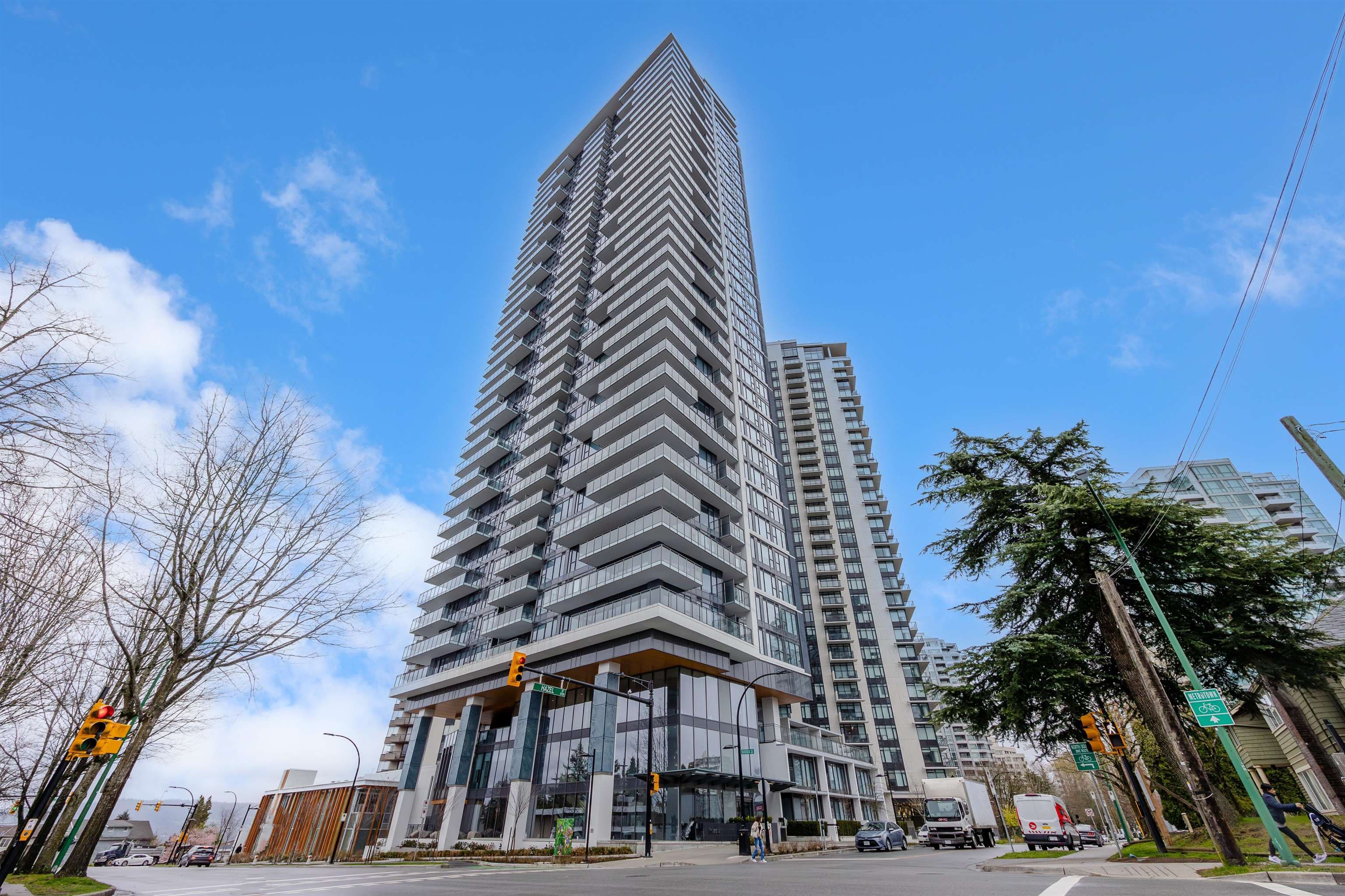 603 - 4711 Hazel Street, Burnaby, V5H 0J9 — photo 1