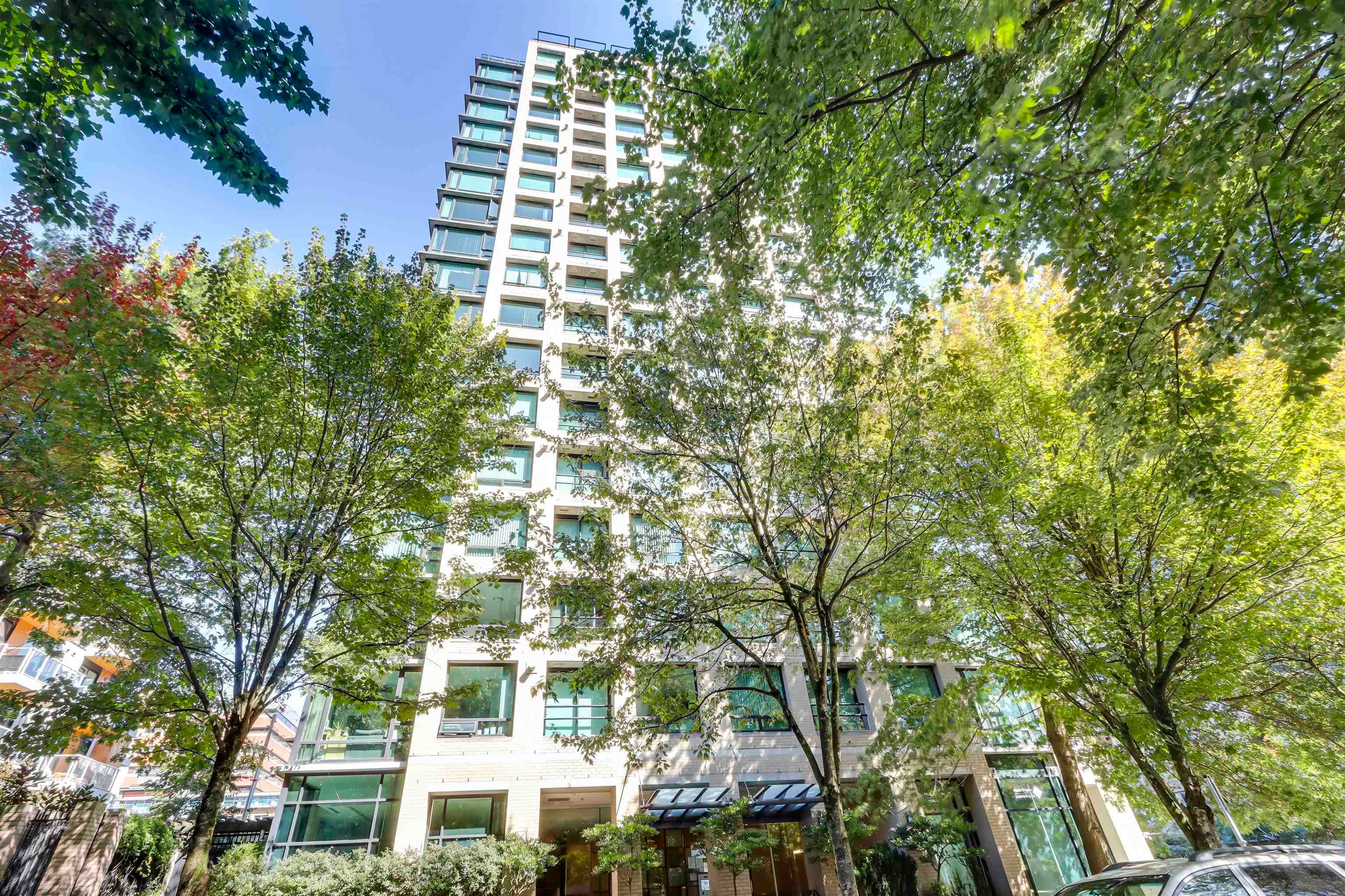 1406 - 1003 Burnaby Street, Vancouver, V6E 4R7 — photo 1