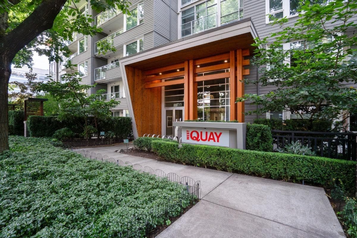 305 - 255 W 1st Street, North Vancouver, V7M 3G8 — photo 1