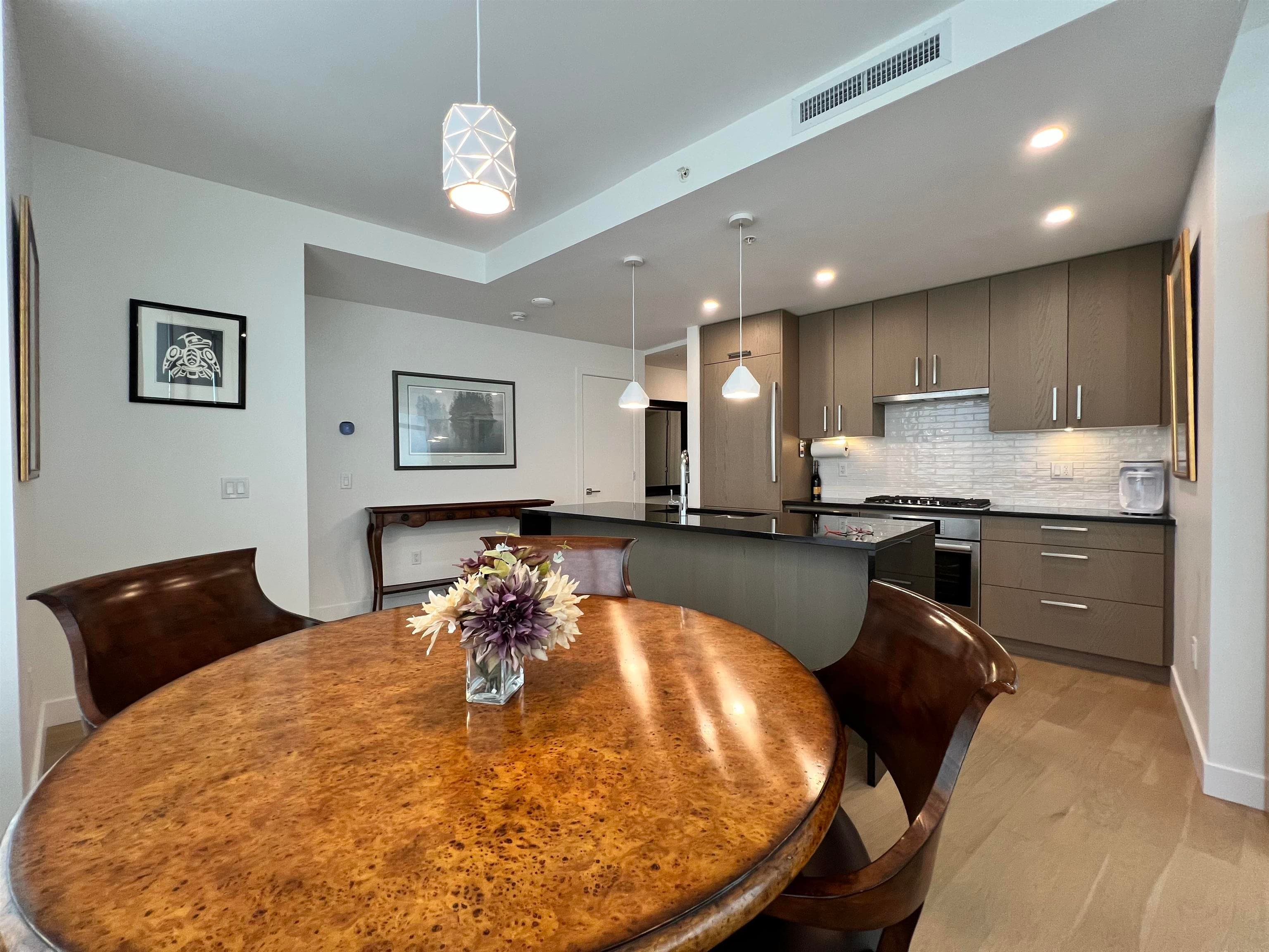 1406 - 1588 Johnston Road, White Rock, V4B 0C5 — photo 4