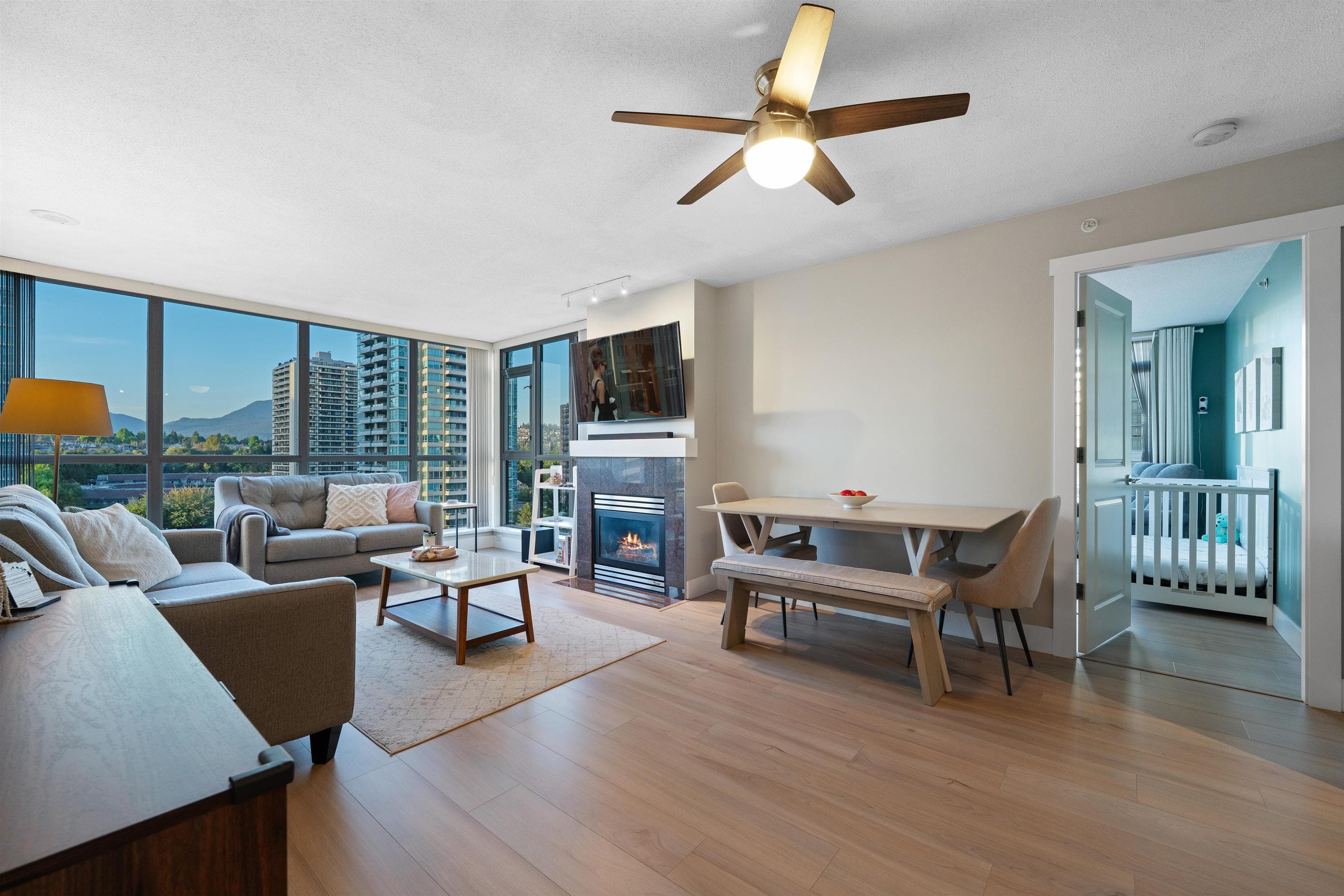1606 - 2088 Madison Avenue, Burnaby, V5C 6T5 — photo 1