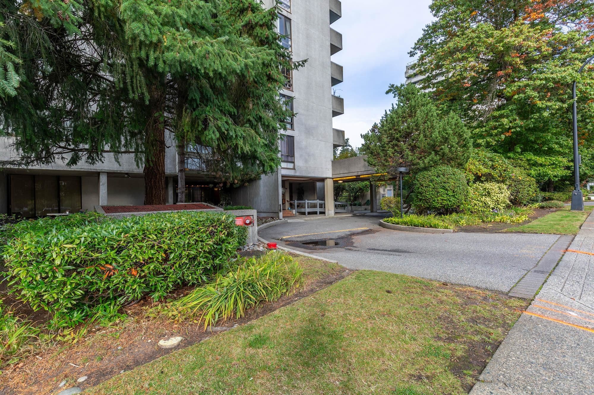 1103 - 6759 Willingdon Avenue, Burnaby, V5H 3Y9 — photo 4