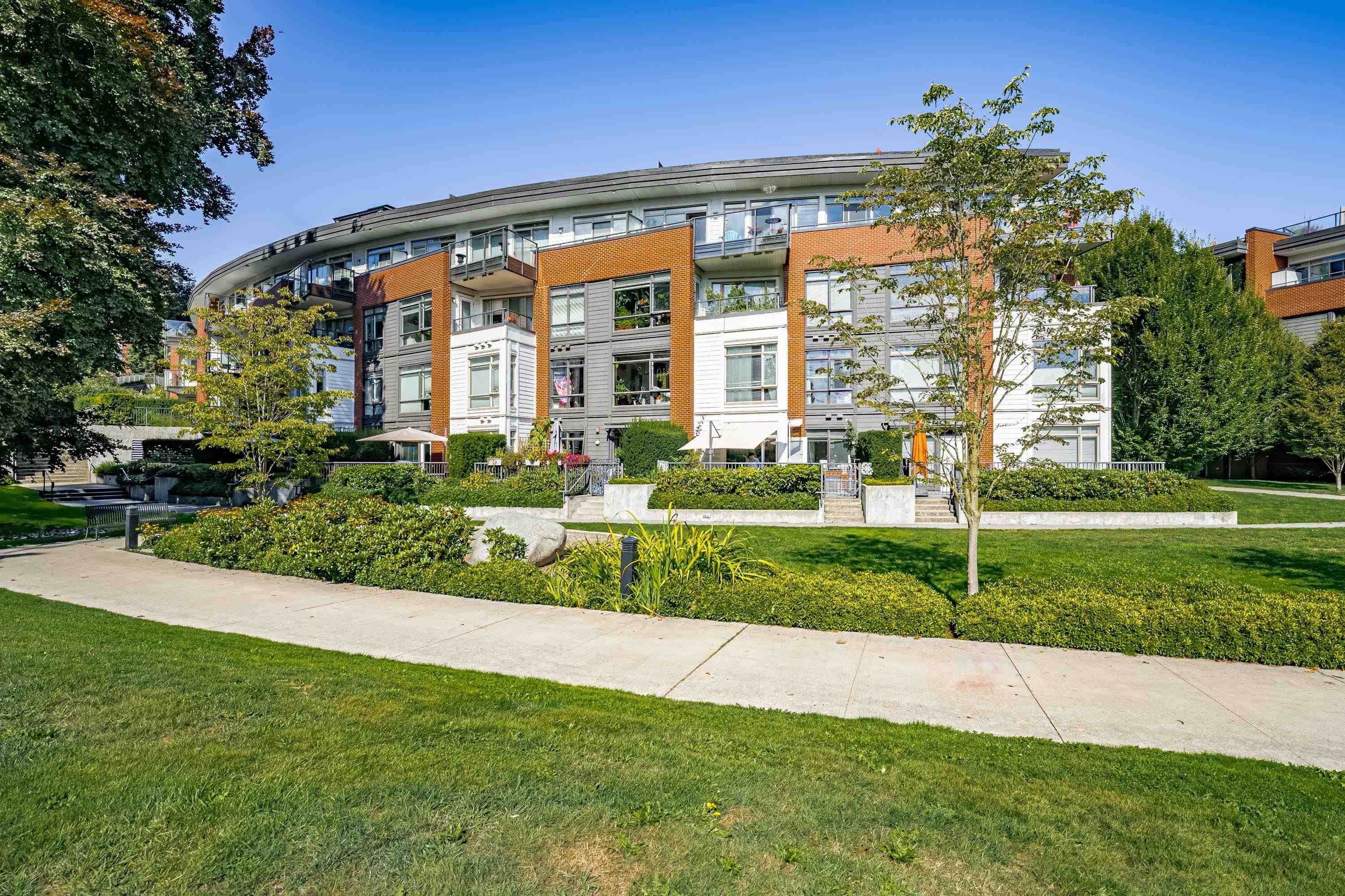 407 - 20 E Royal Avenue, New Westminster, V3L 0G9 — photo 2