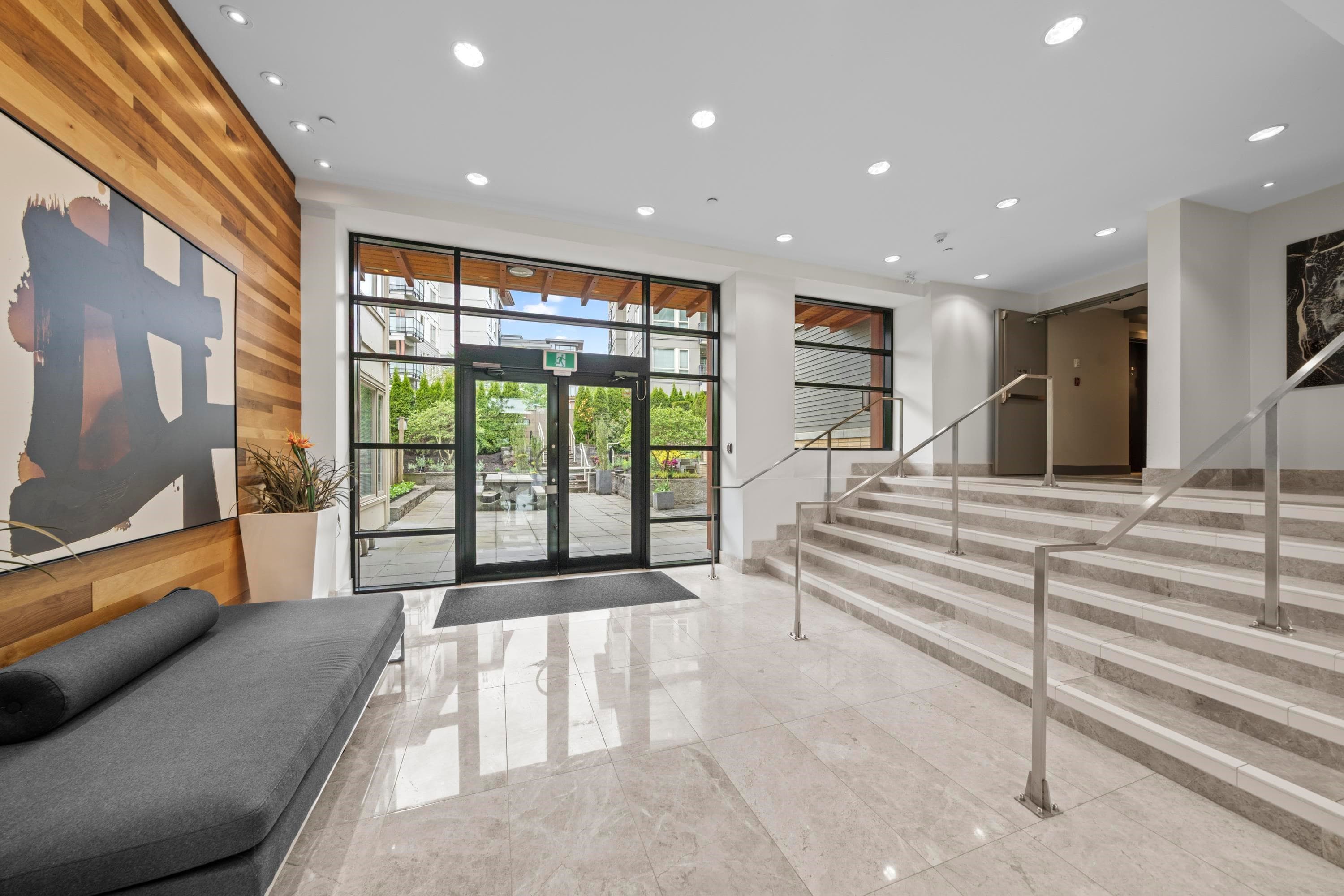 101 - 2665 Mountain Highway, North Vancouver, V7J 0A8 — photo 2